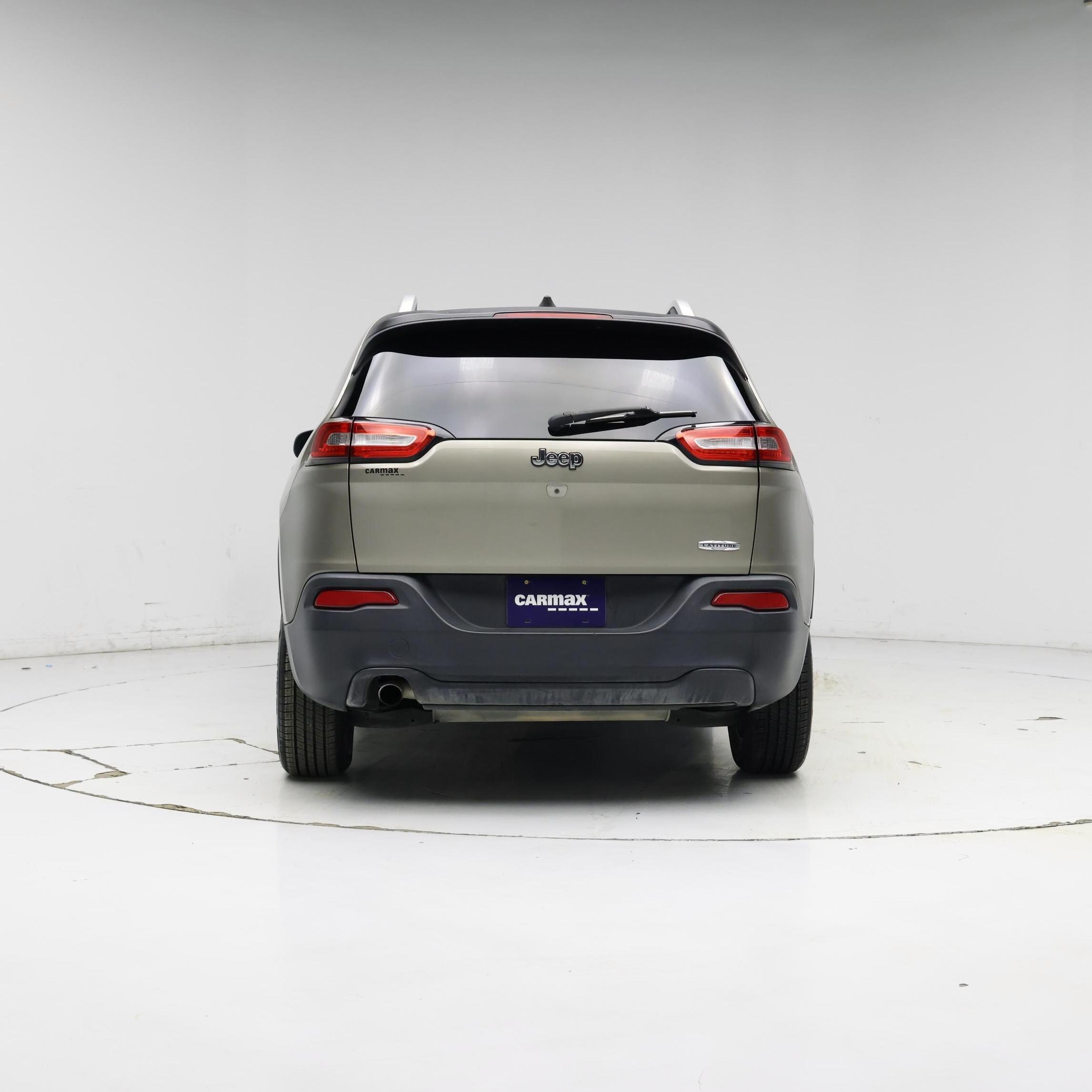 Thumbnail: 2017 Jeep Cherokee - 6