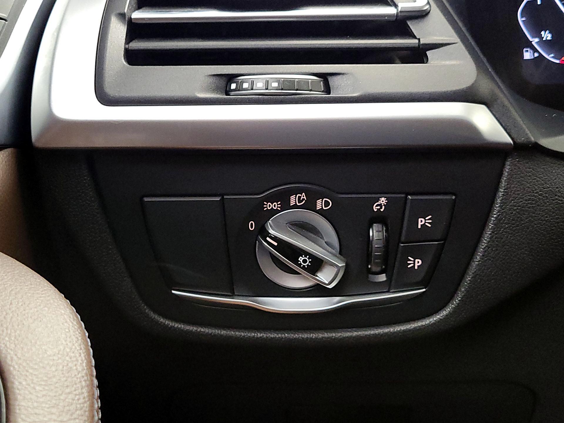 Thumbnail: 2023 BMW X3 - 13