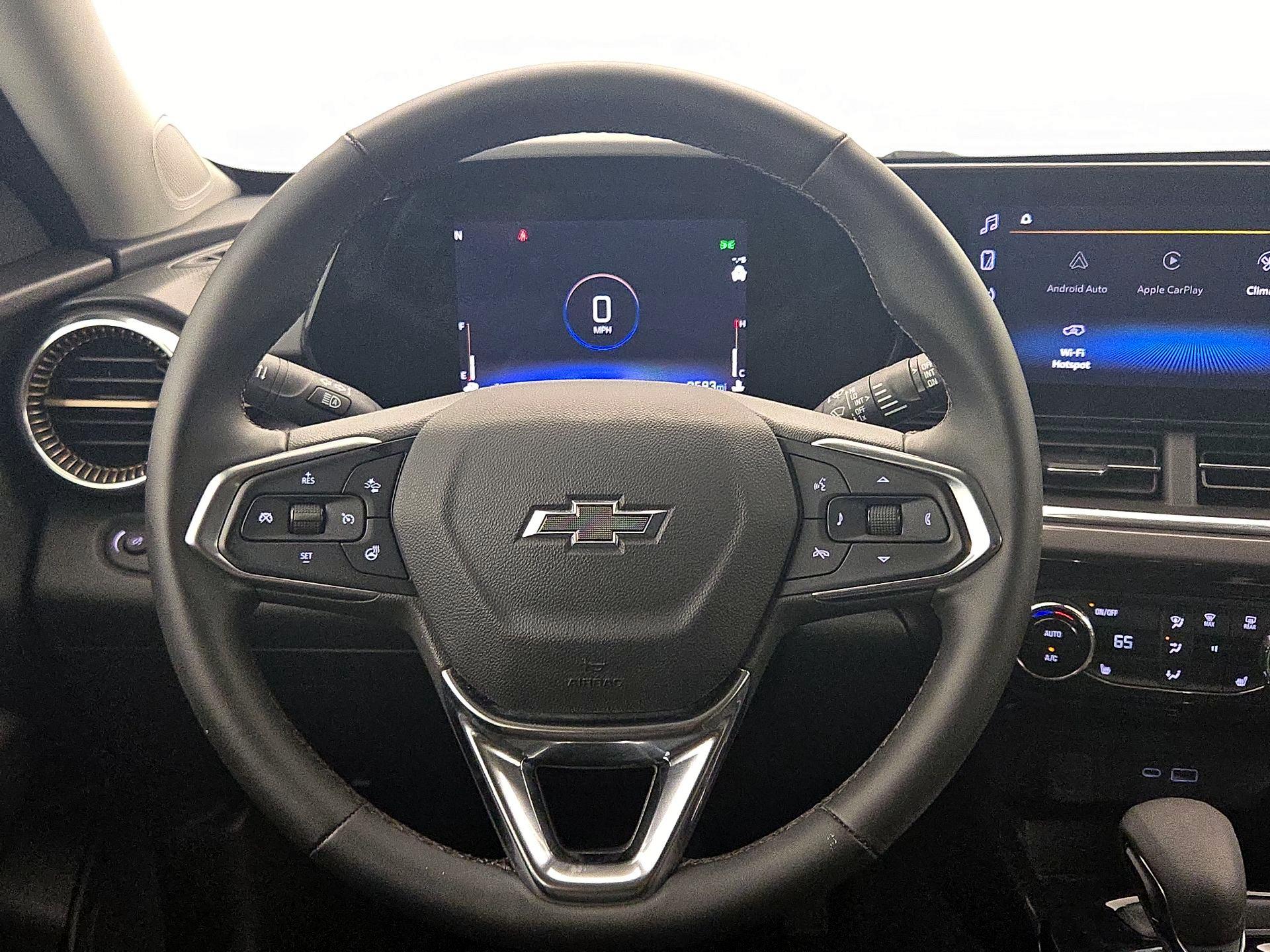 Thumbnail: 2025 Chevrolet Trax - 10