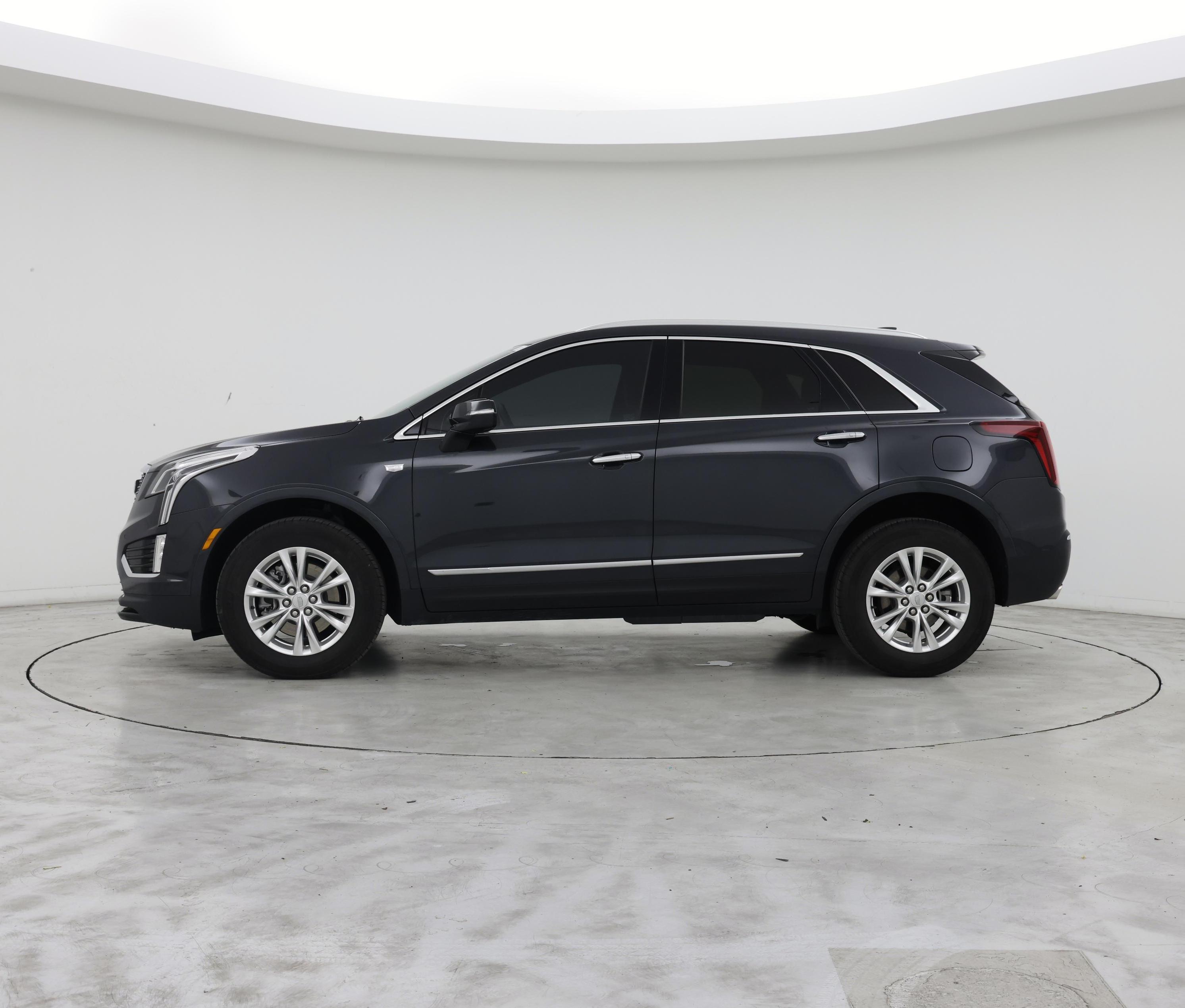 Thumbnail: 2022 Cadillac XT5 - 3