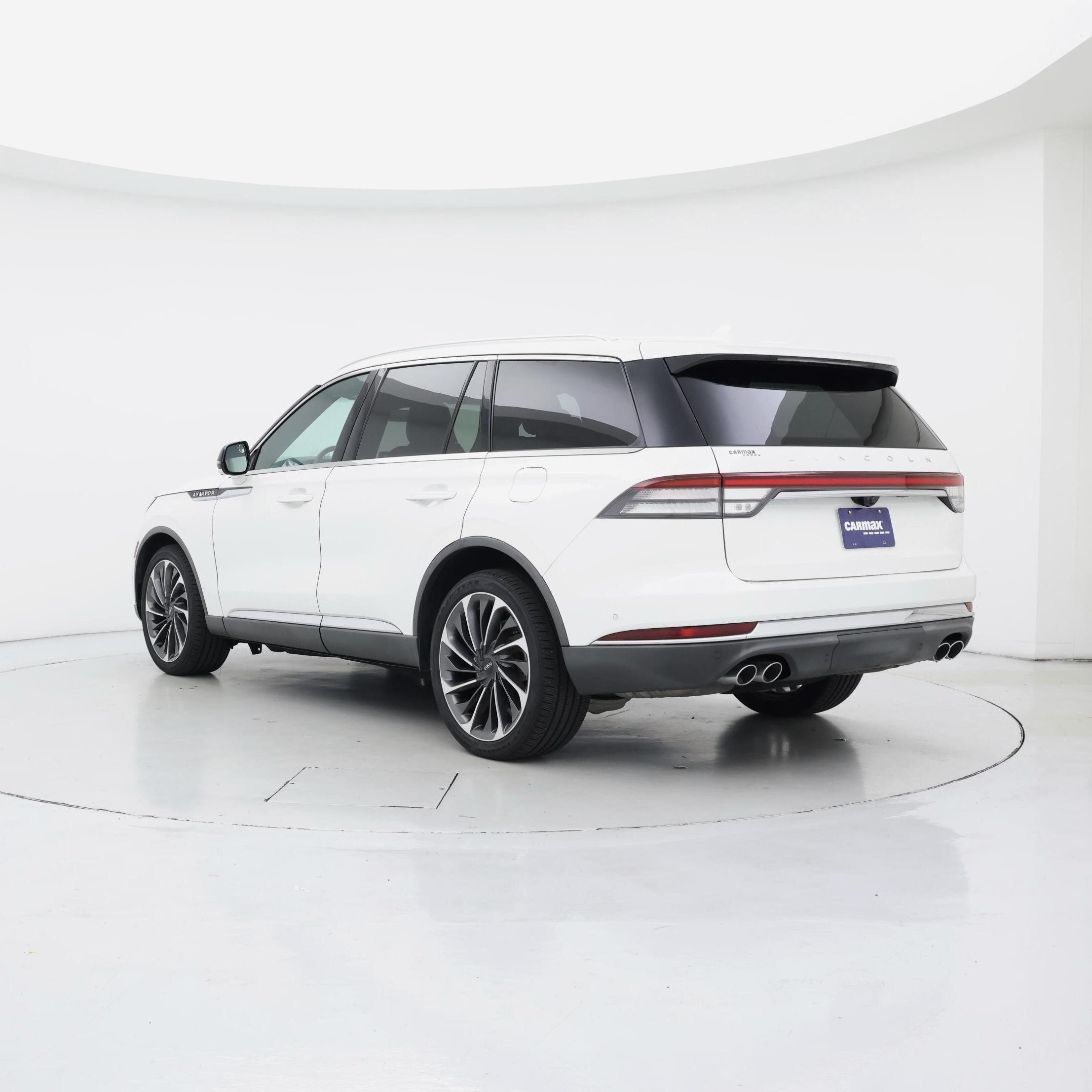 Thumbnail: 2020 Lincoln Aviator - 2