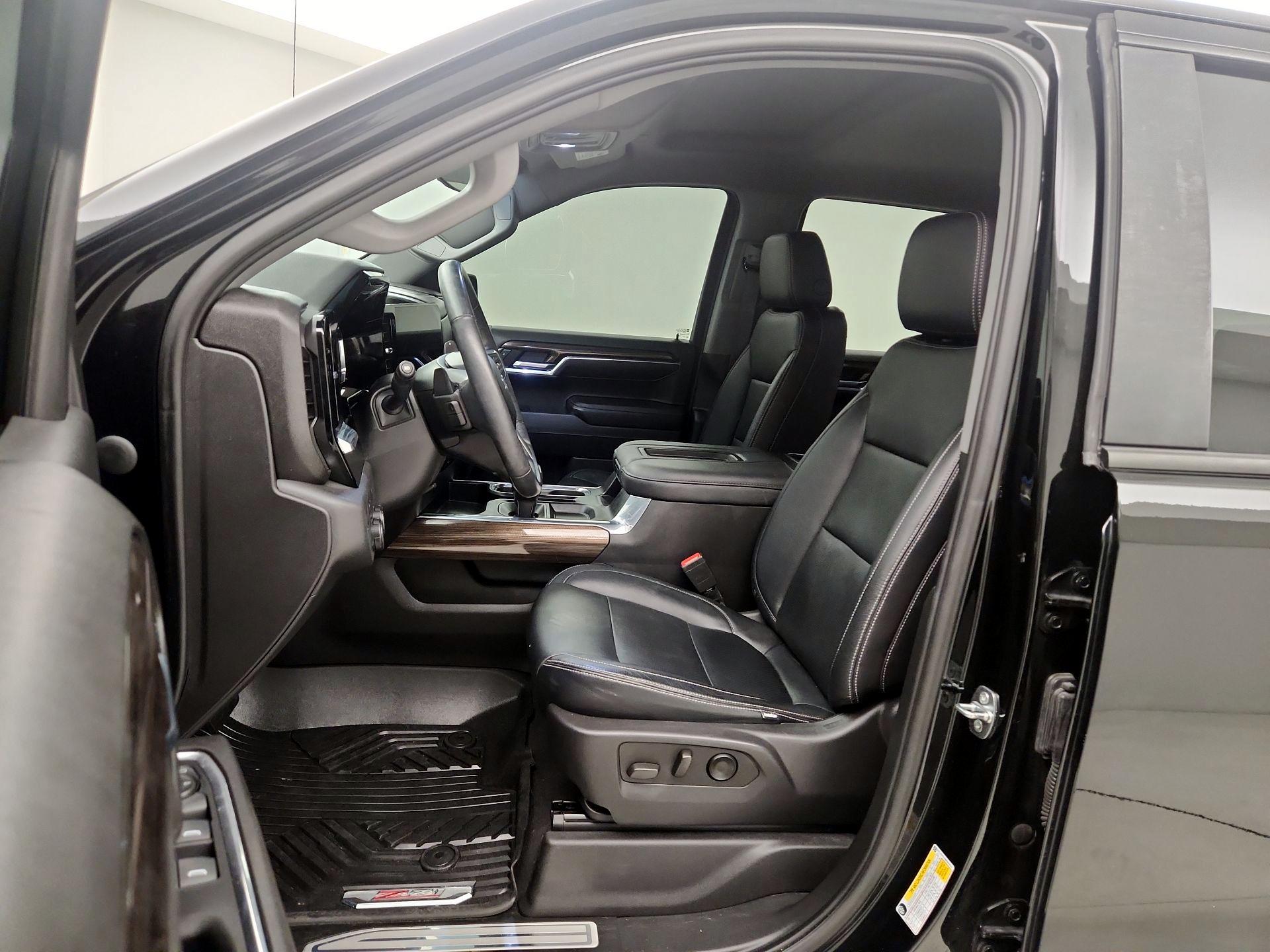 Thumbnail: 2022 Chevrolet Silverado 1500 - 11