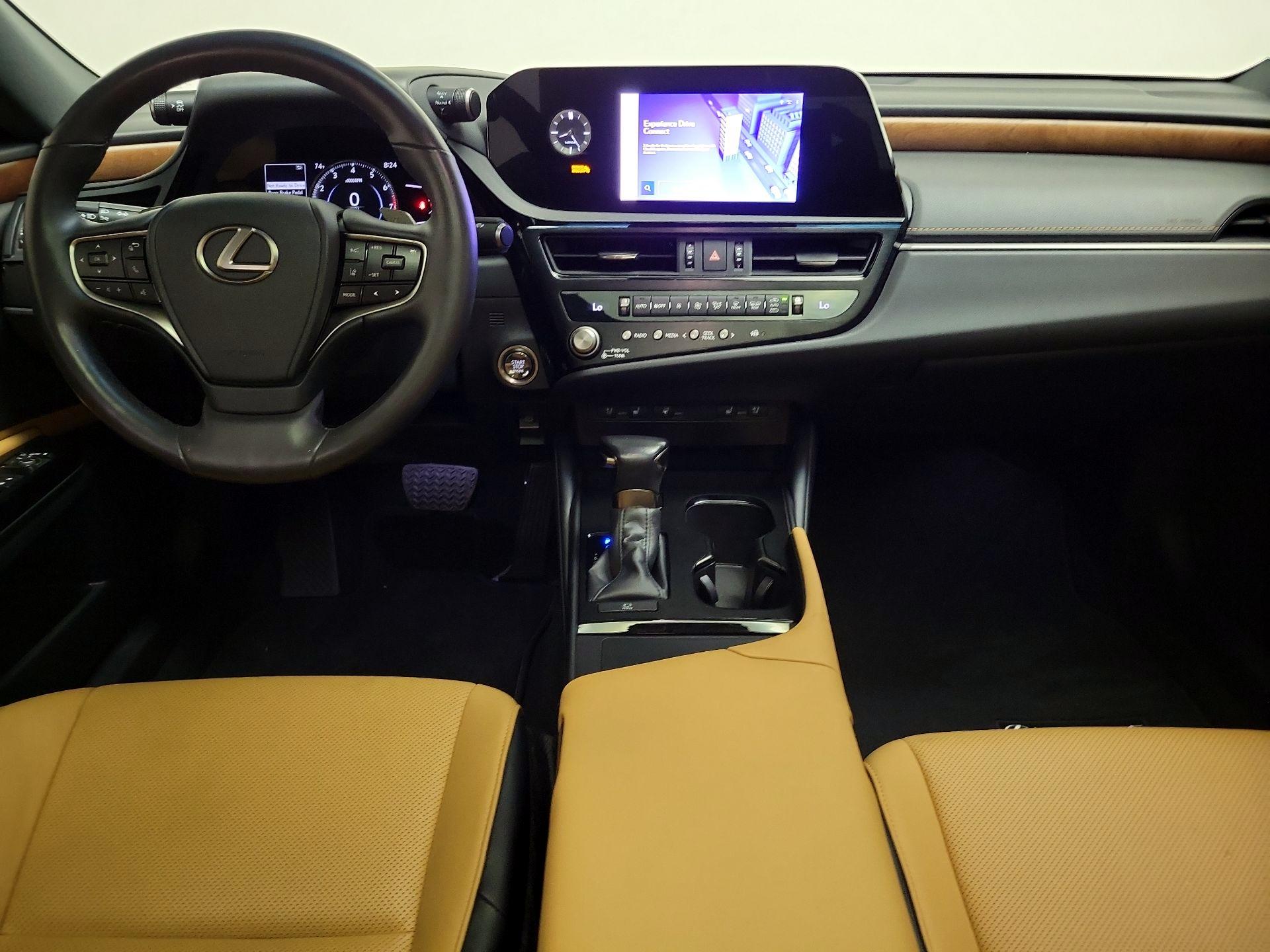 Thumbnail: 2023 Lexus ES - 9