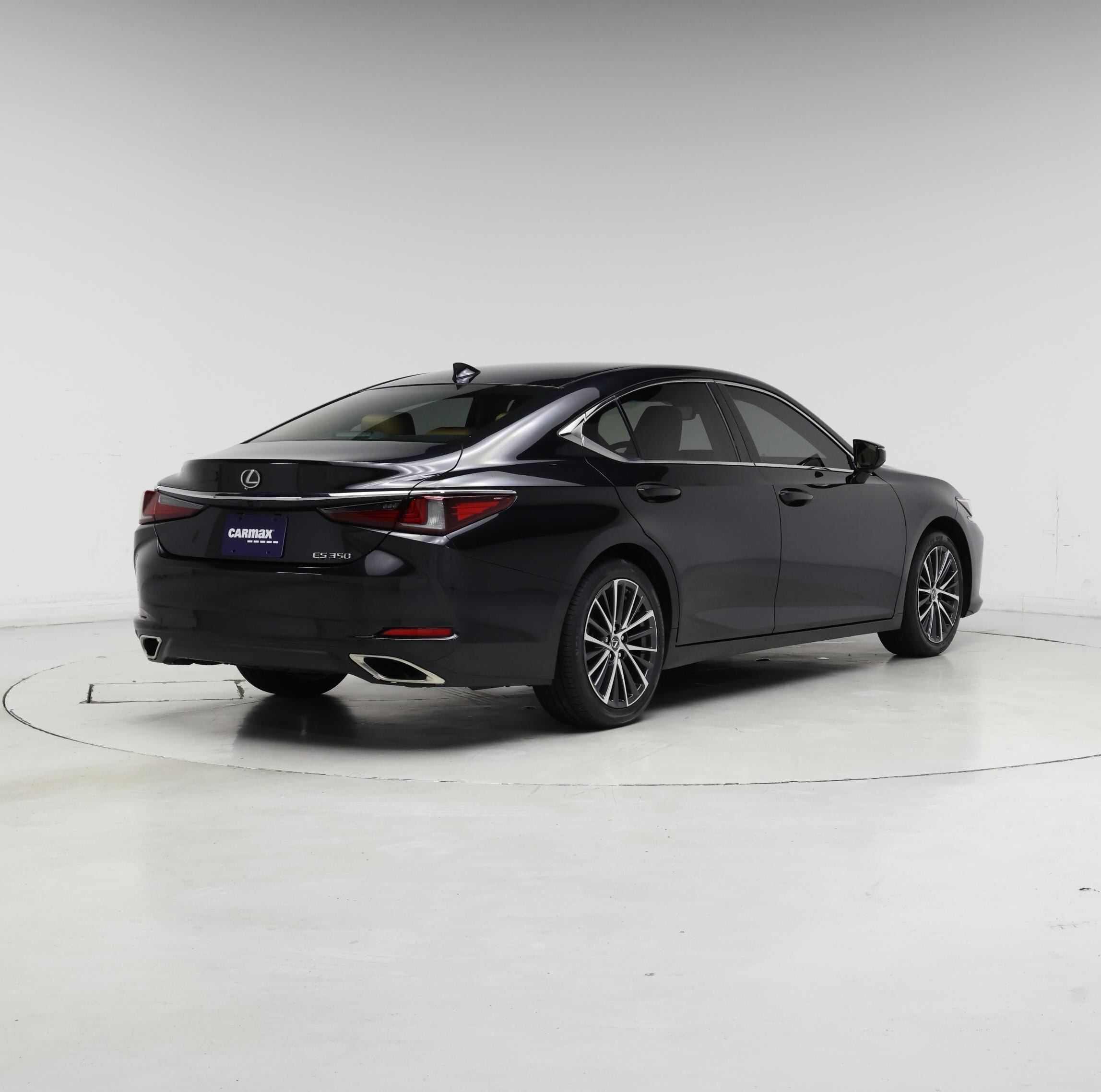 Thumbnail: 2023 Lexus ES - 8