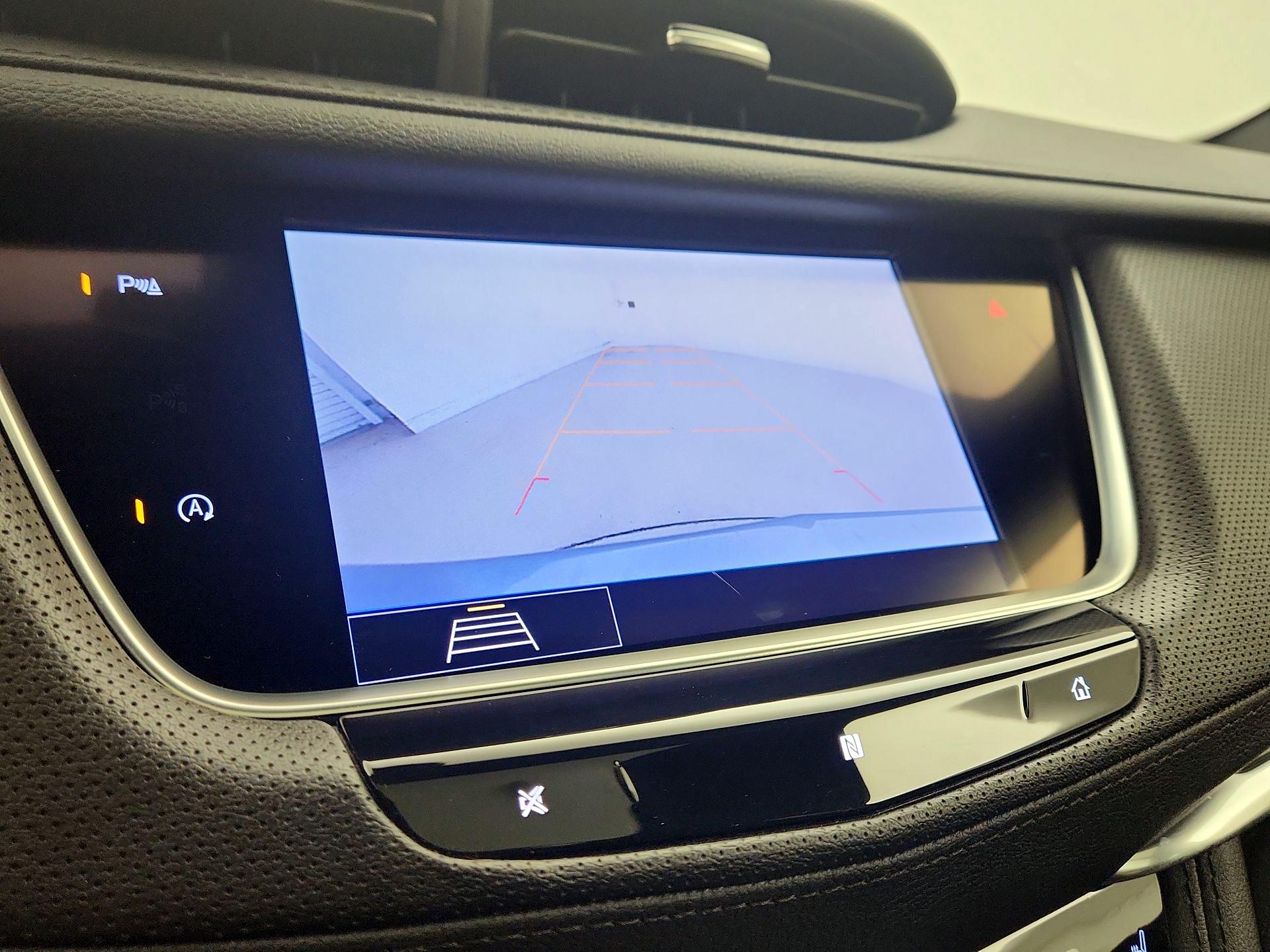 Thumbnail: 2020 Cadillac XT5 - 14