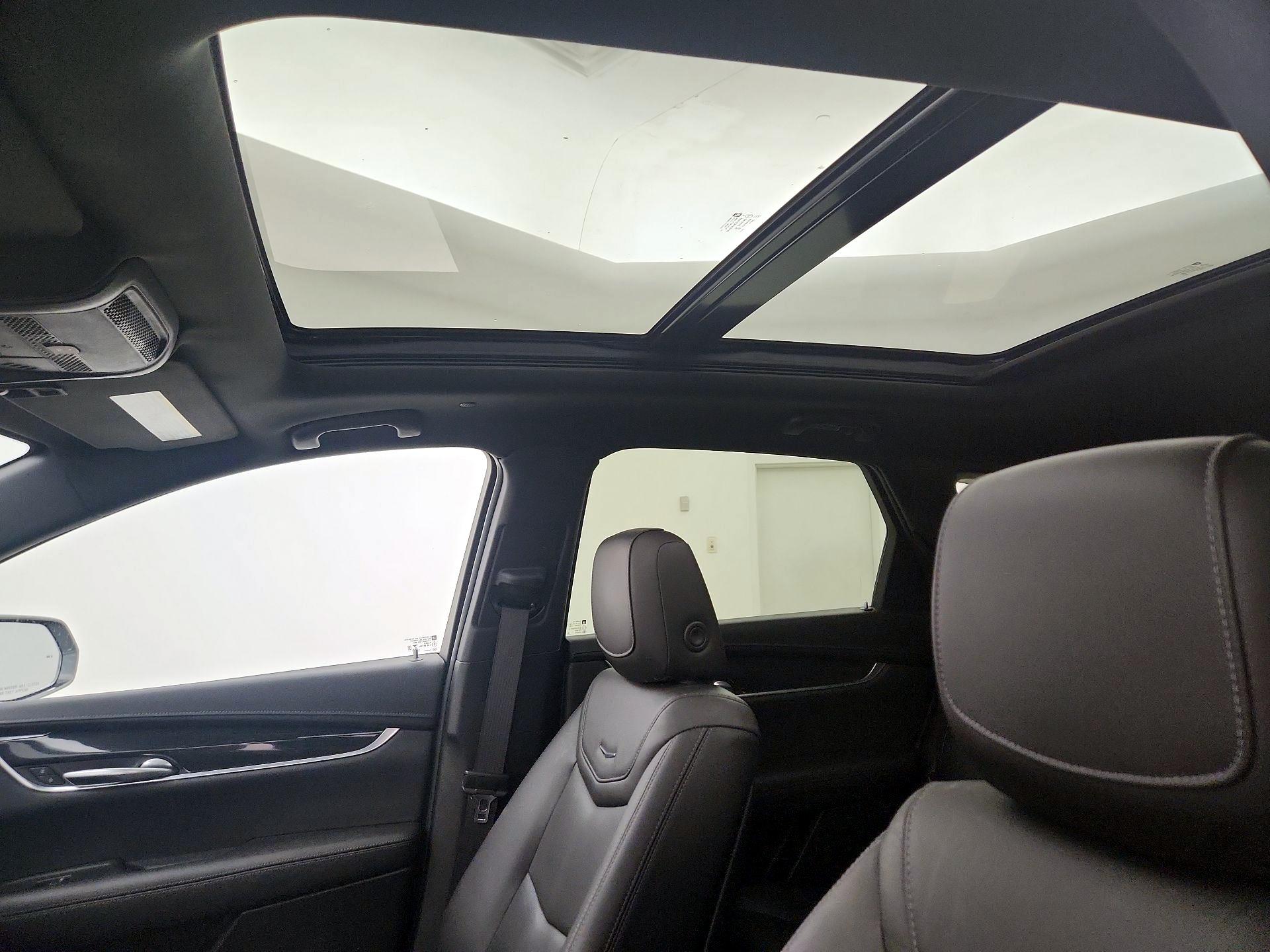 Thumbnail: 2020 Cadillac XT5 - 19