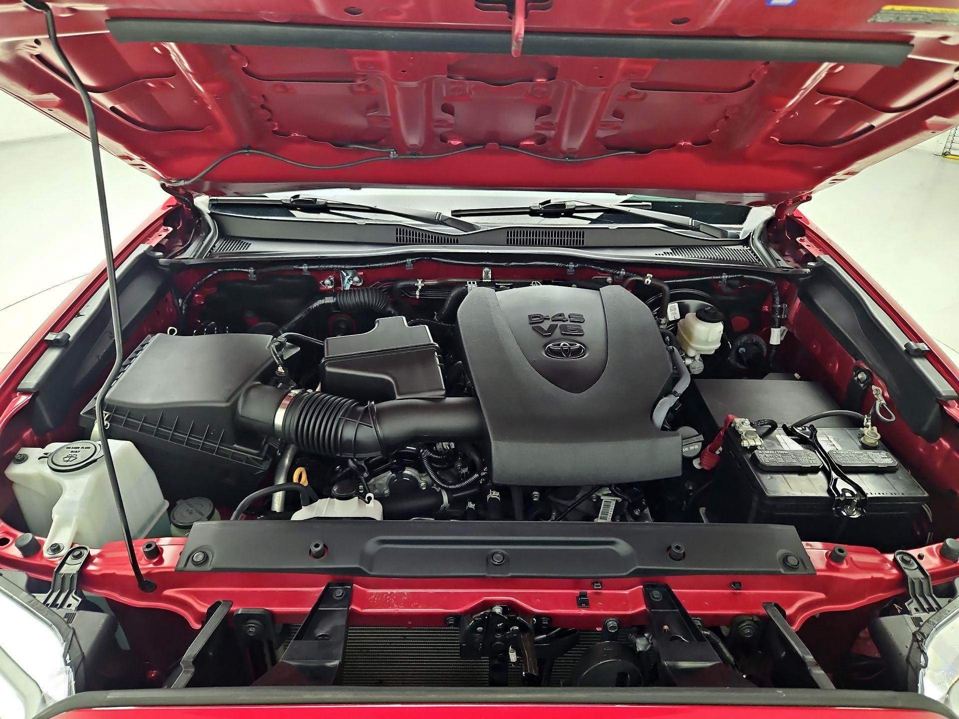 Thumbnail: 2023 Toyota Tacoma - 19