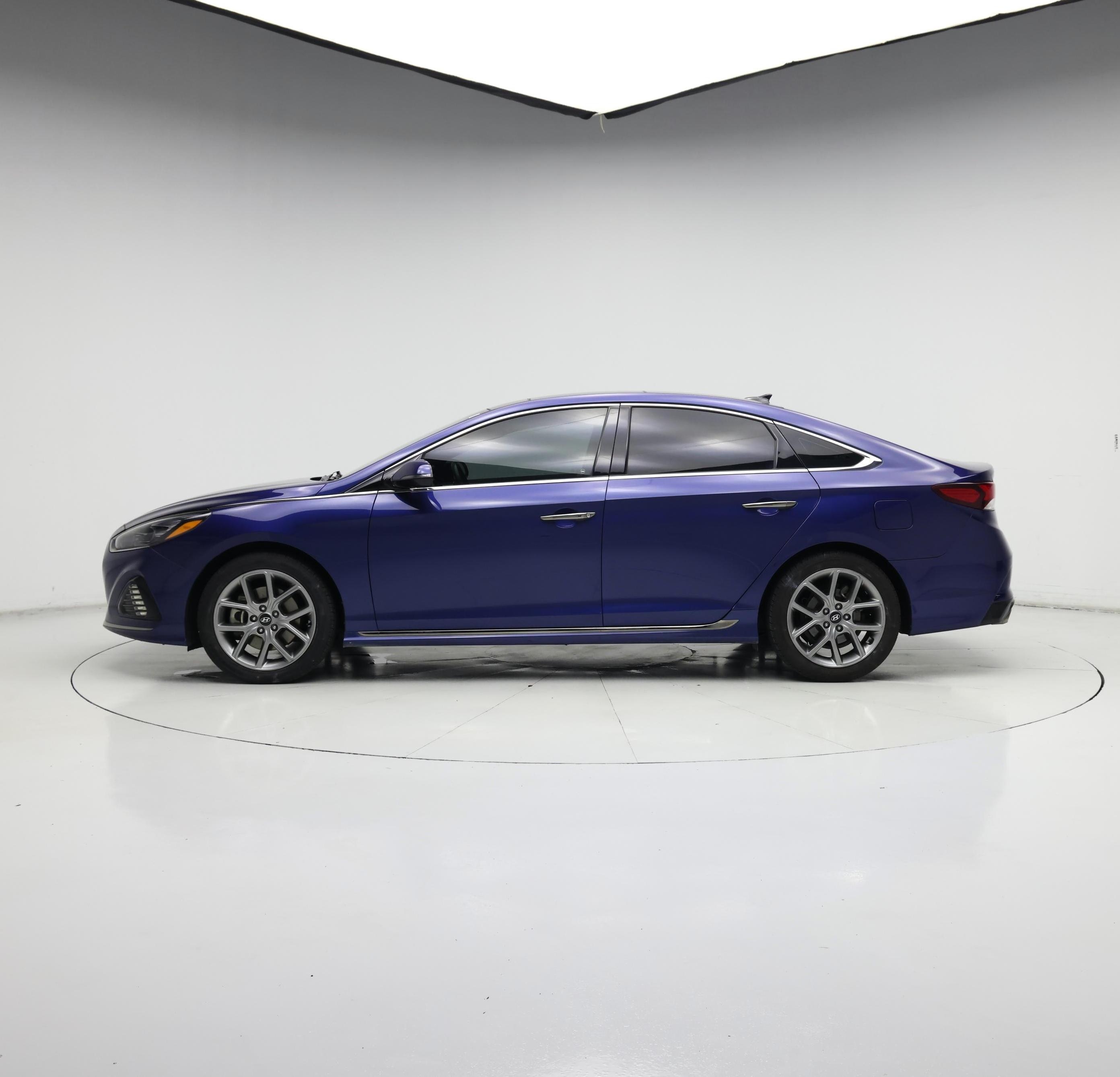 Thumbnail: 2019 Hyundai Sonata - 3