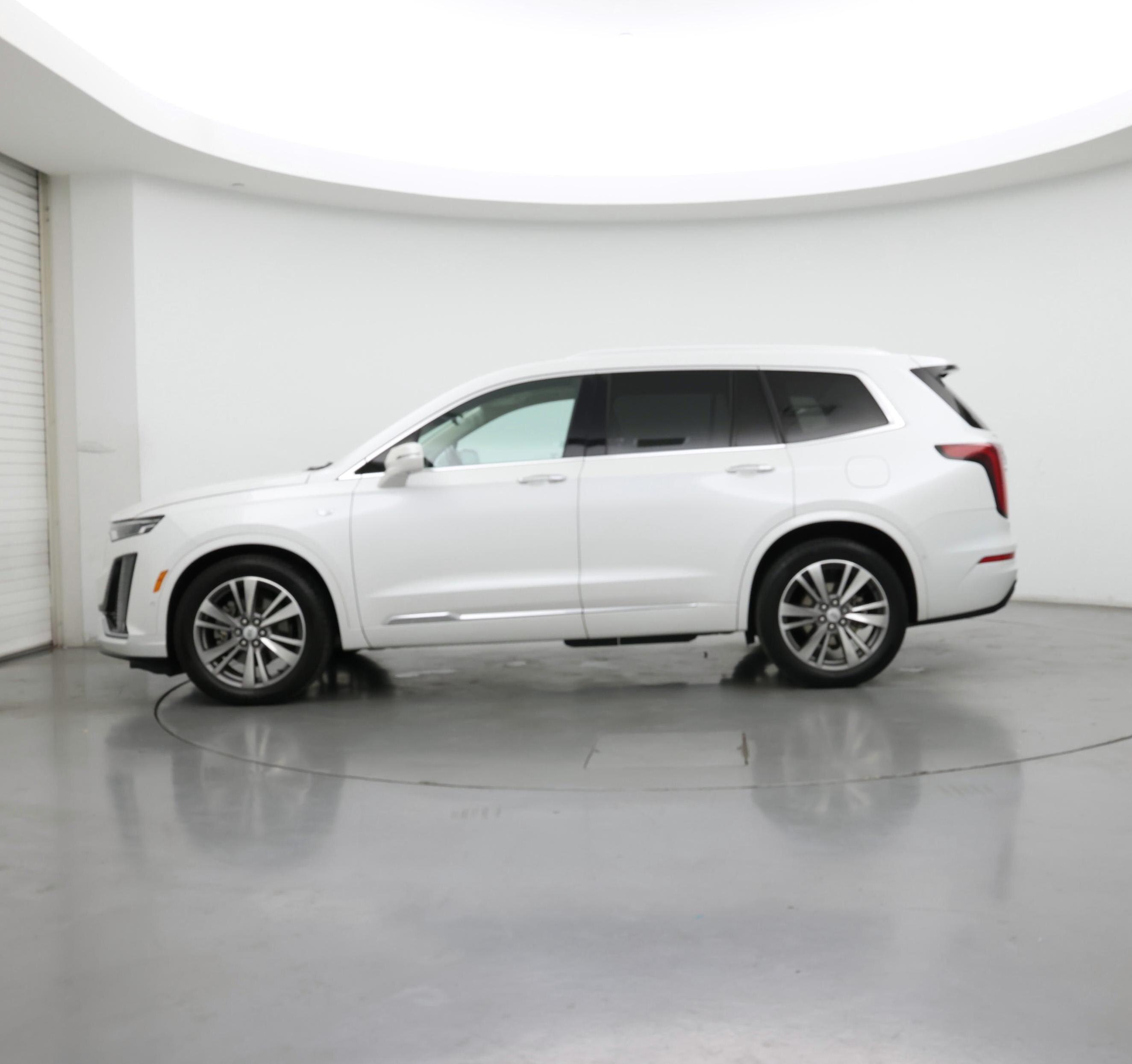 Thumbnail: 2020 Cadillac XT6 - 3