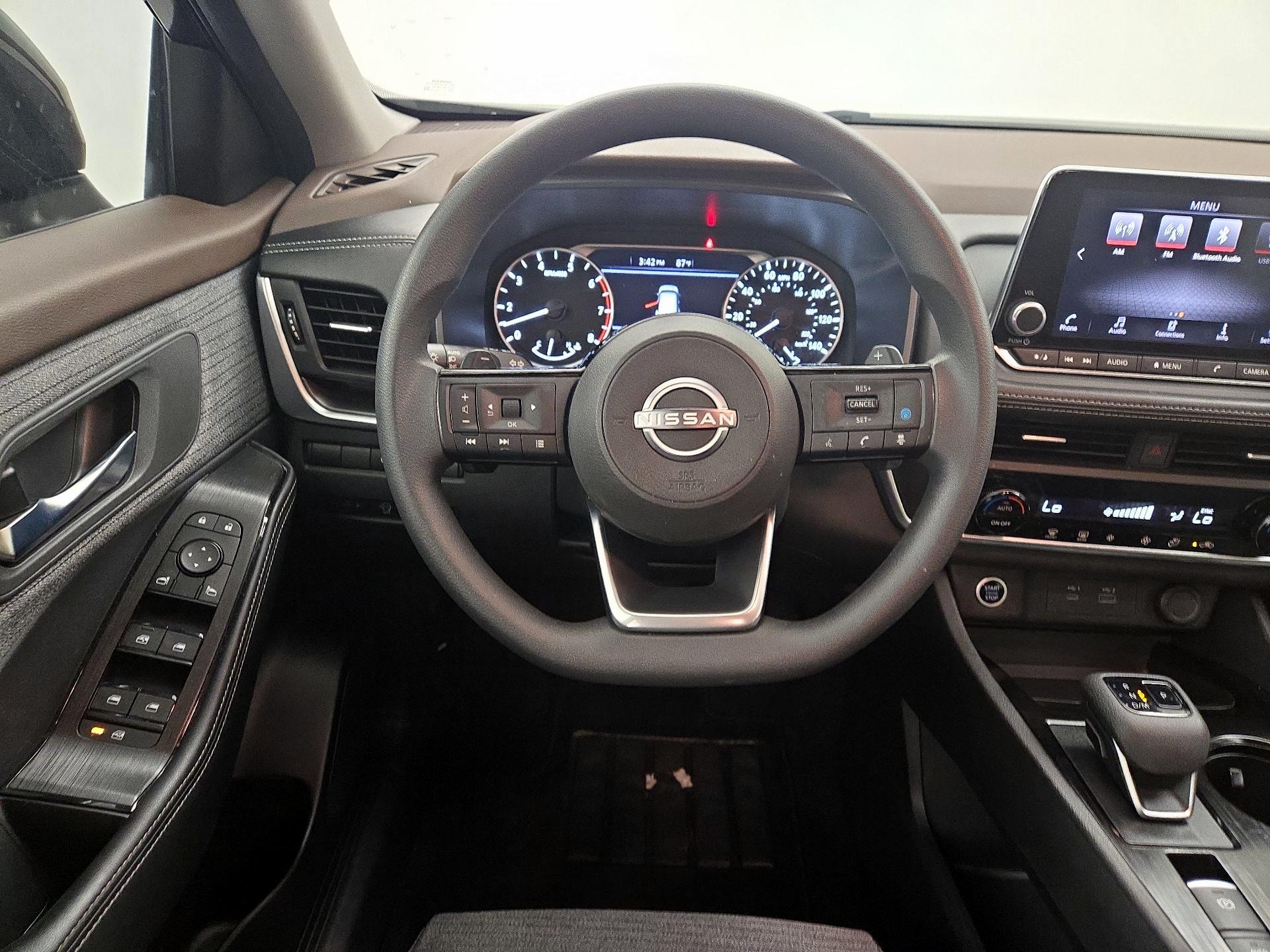 Thumbnail: 2023 Nissan Rogue - 10