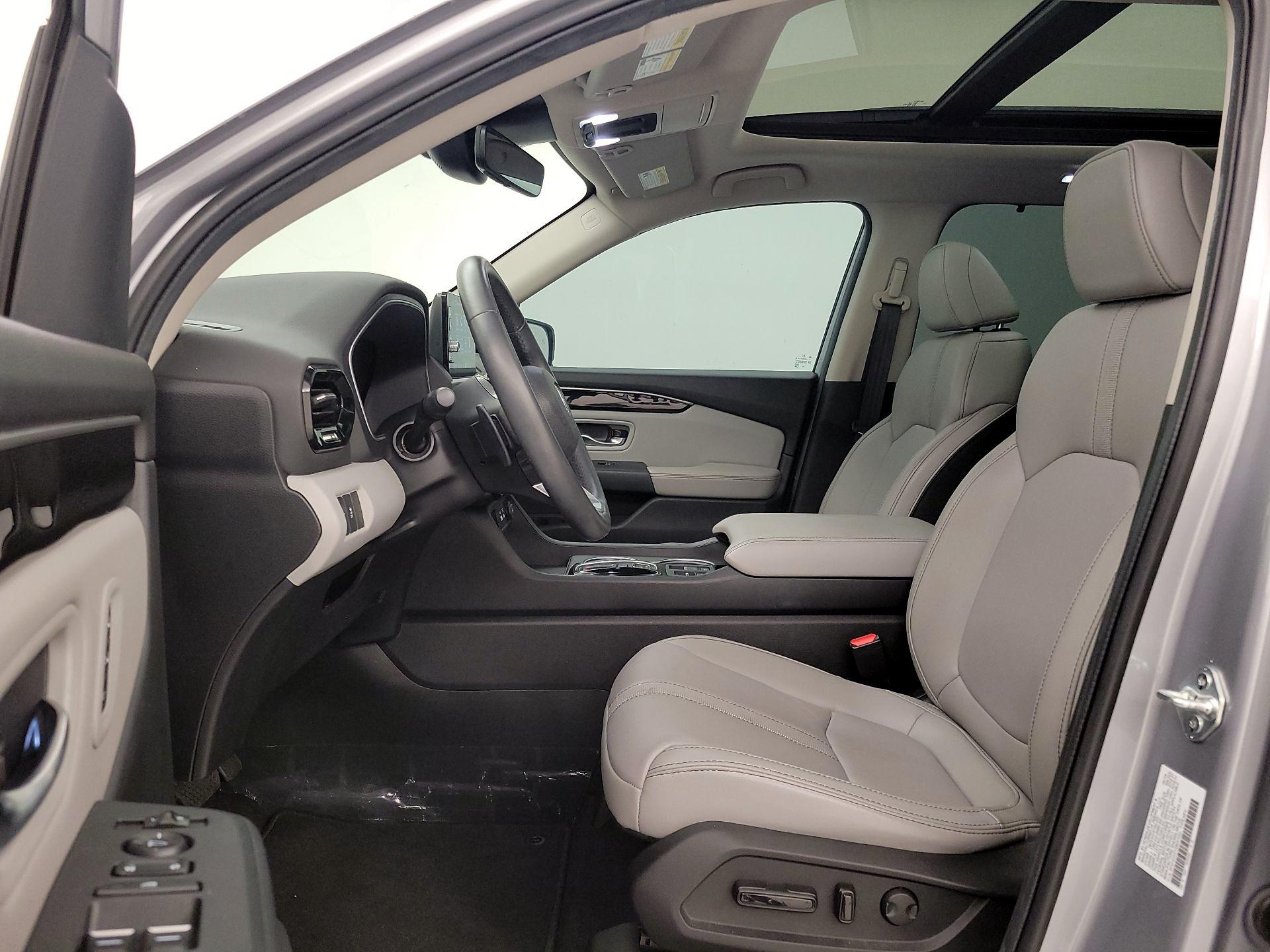 Thumbnail: 2025 Honda Pilot - 11