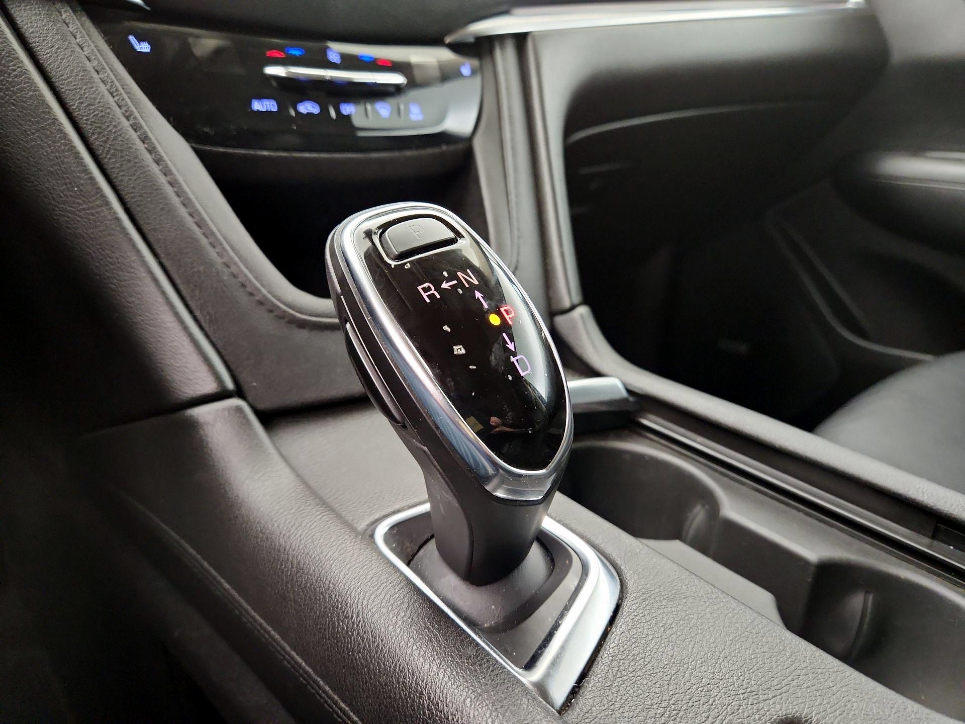 Thumbnail: 2019 Cadillac XT5 - 15