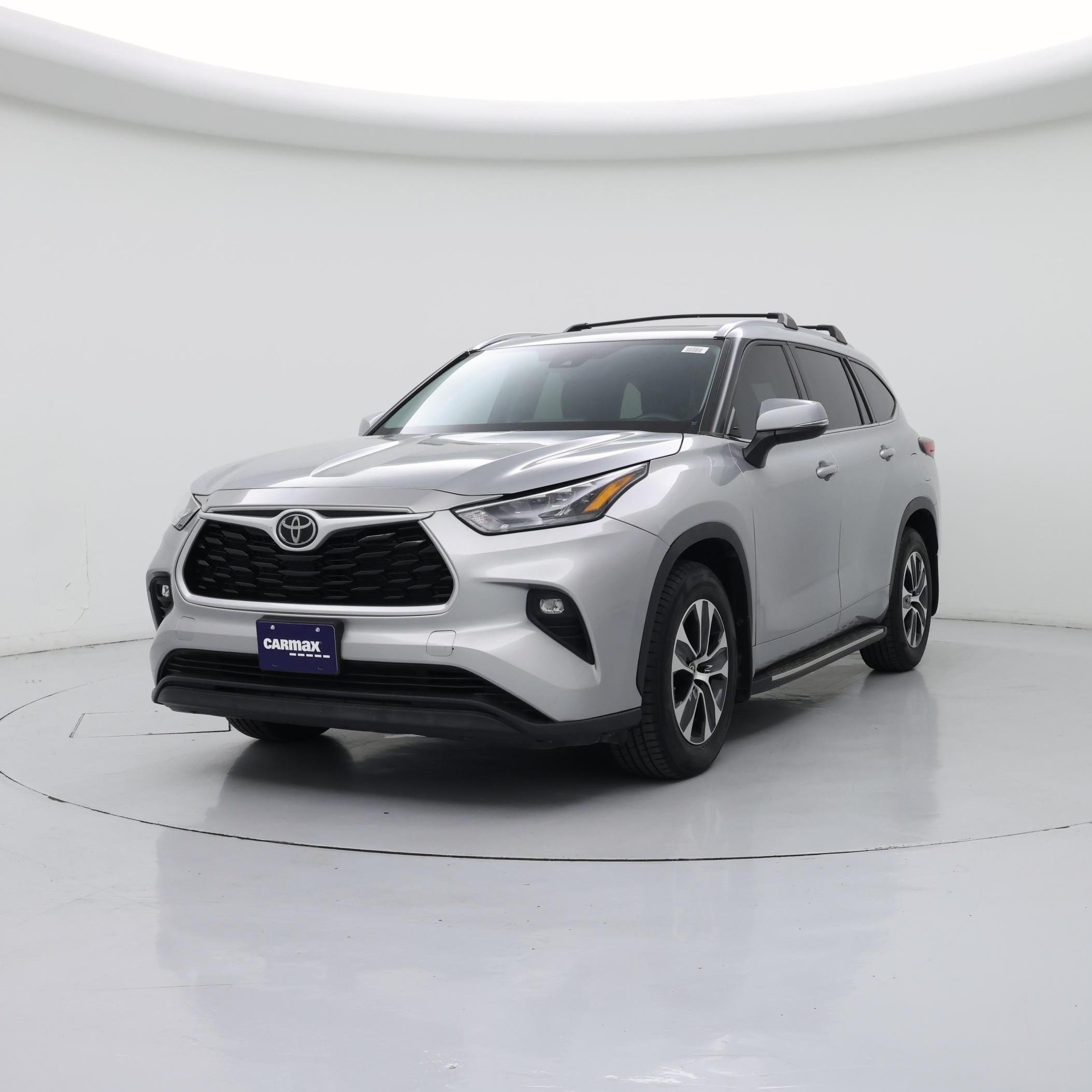 Thumbnail: 2021 Toyota Highlander - 4