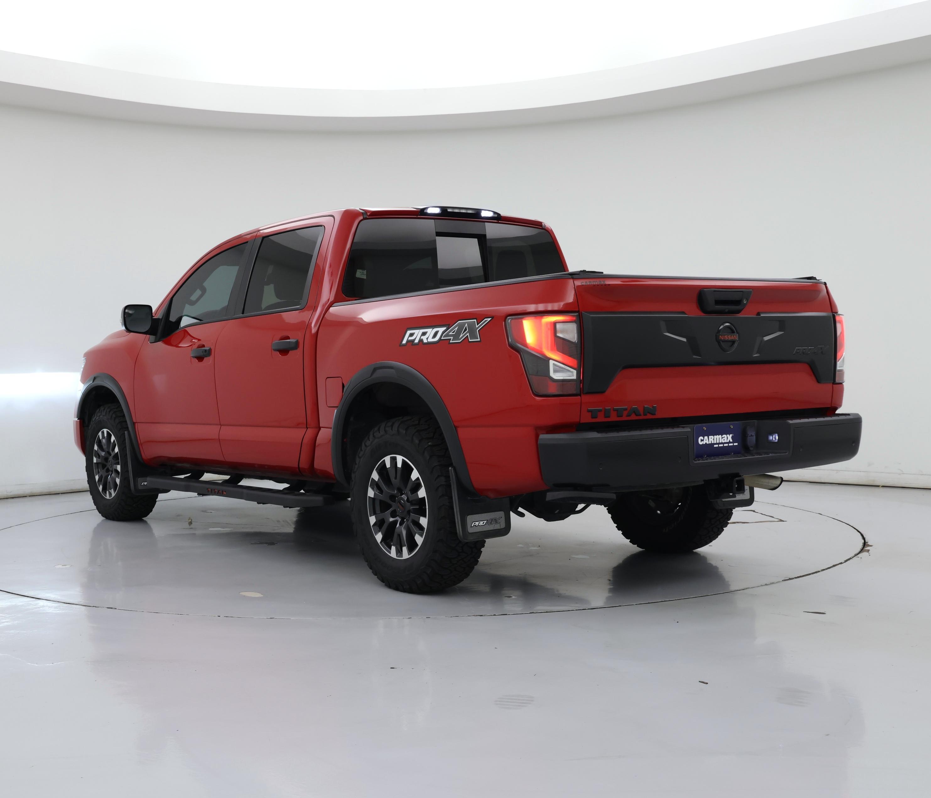 Thumbnail: 2021 Nissan Titan - 2