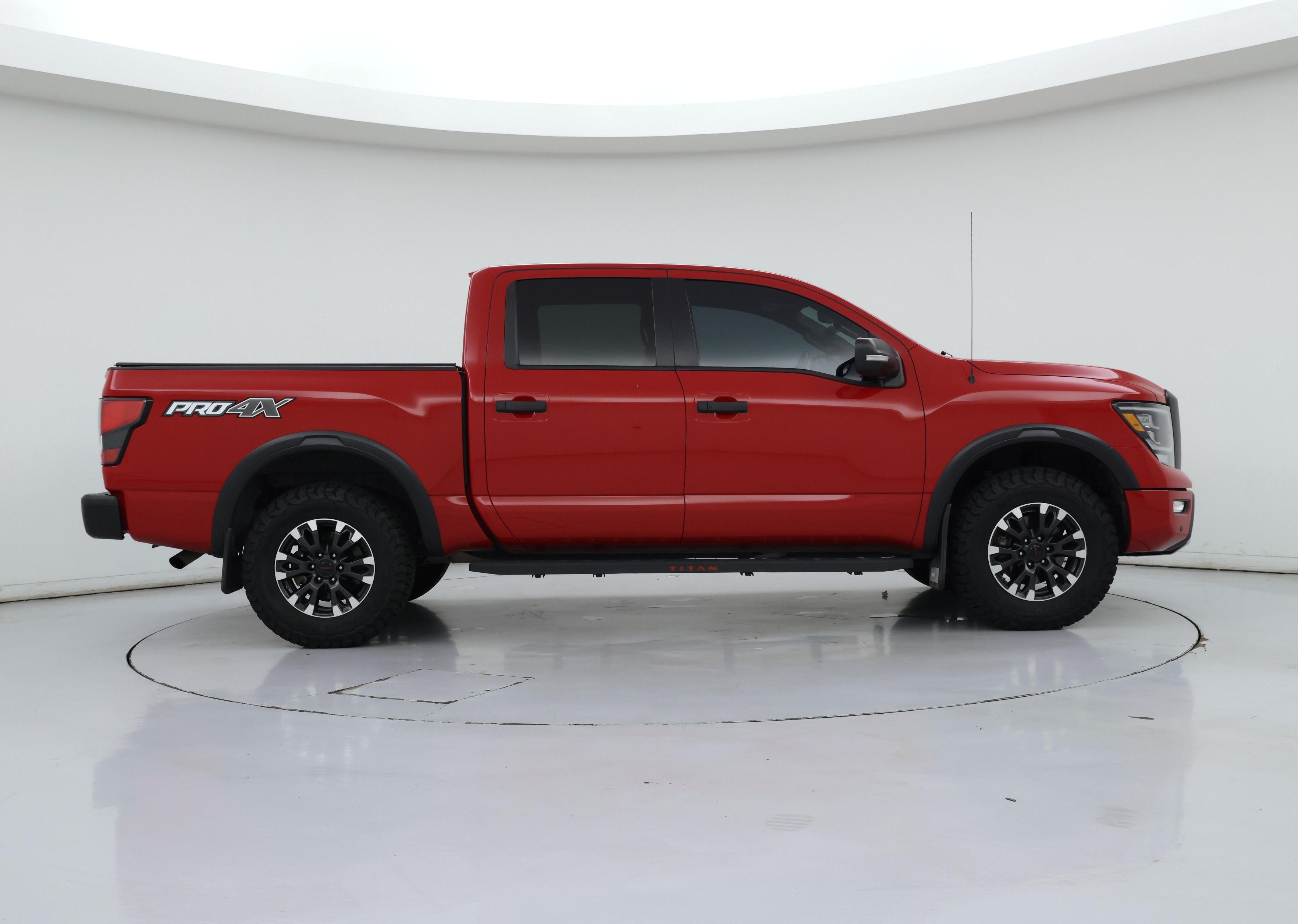 Thumbnail: 2021 Nissan Titan - 7
