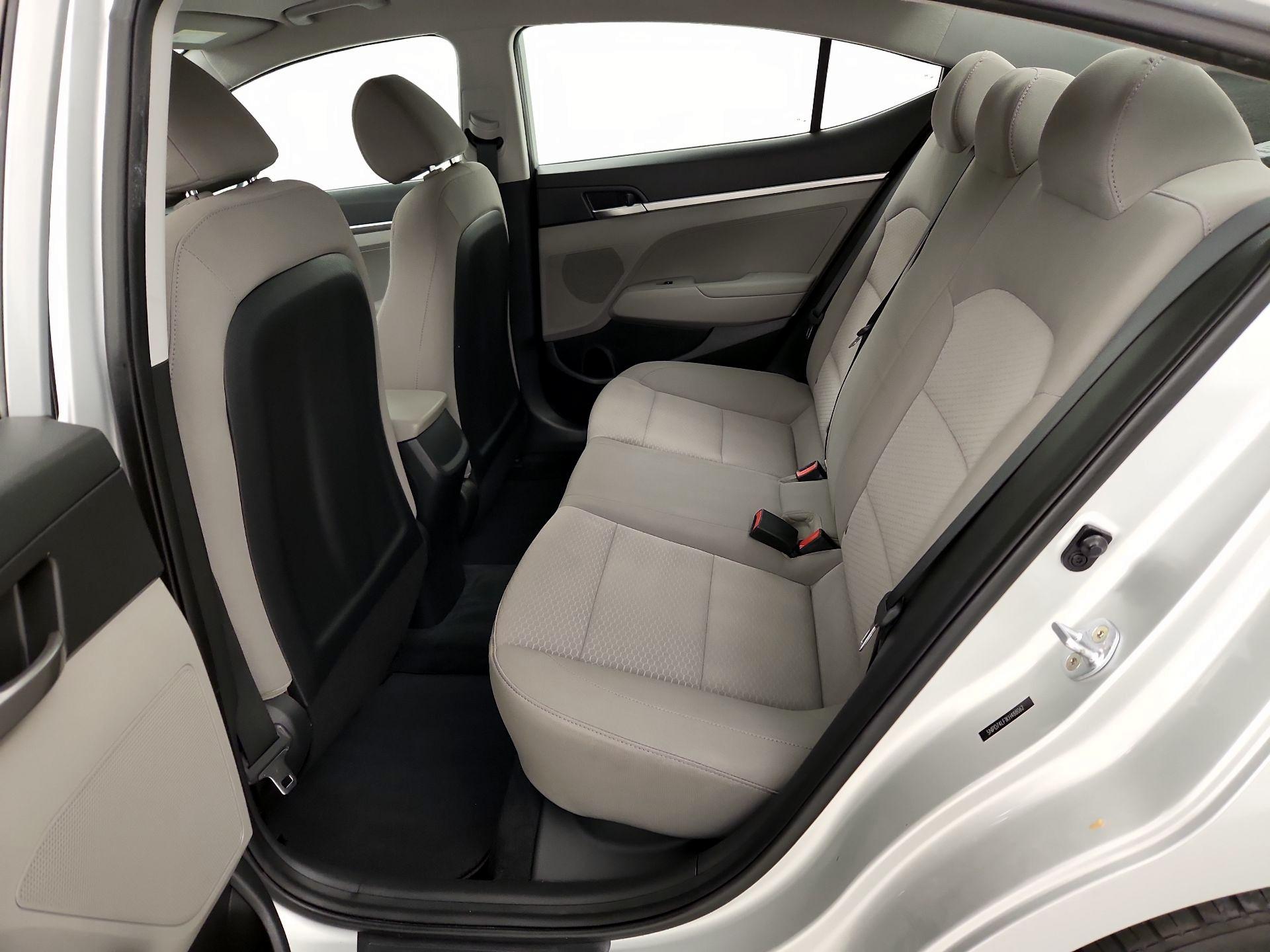Thumbnail: 2019 Hyundai Elantra - 19