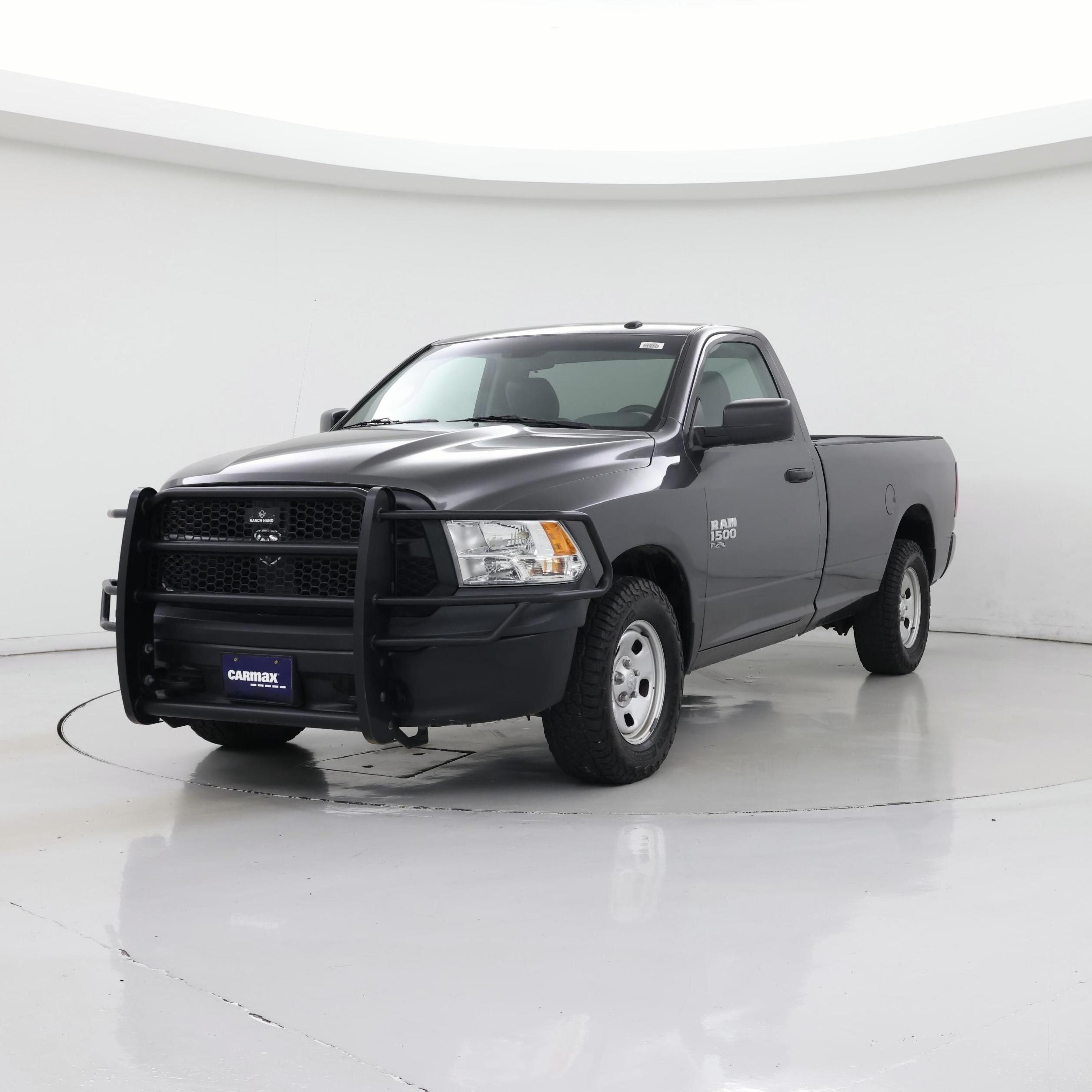 Thumbnail: 2020 RAM 1500 Classic - 4