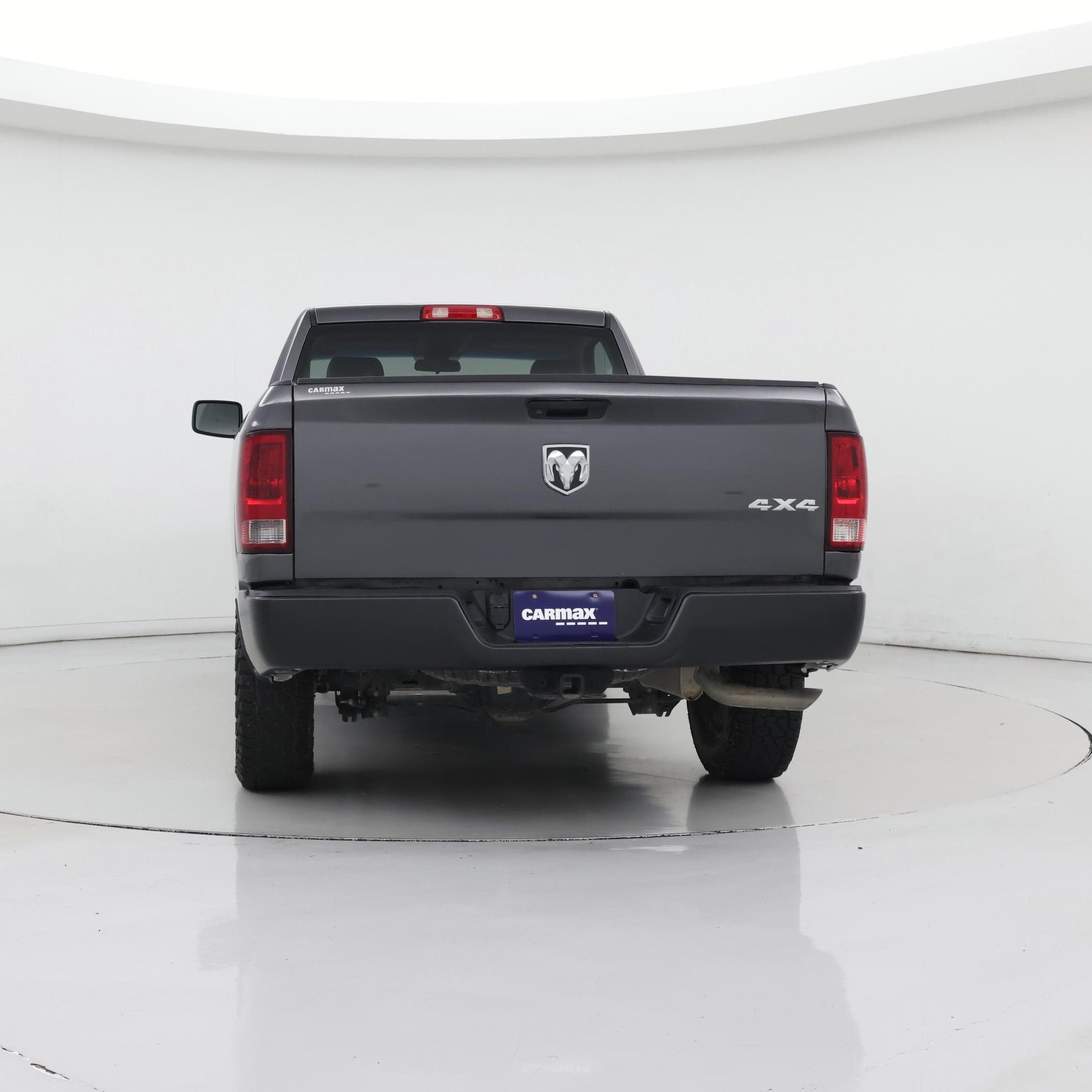 Thumbnail: 2020 RAM 1500 Classic - 6