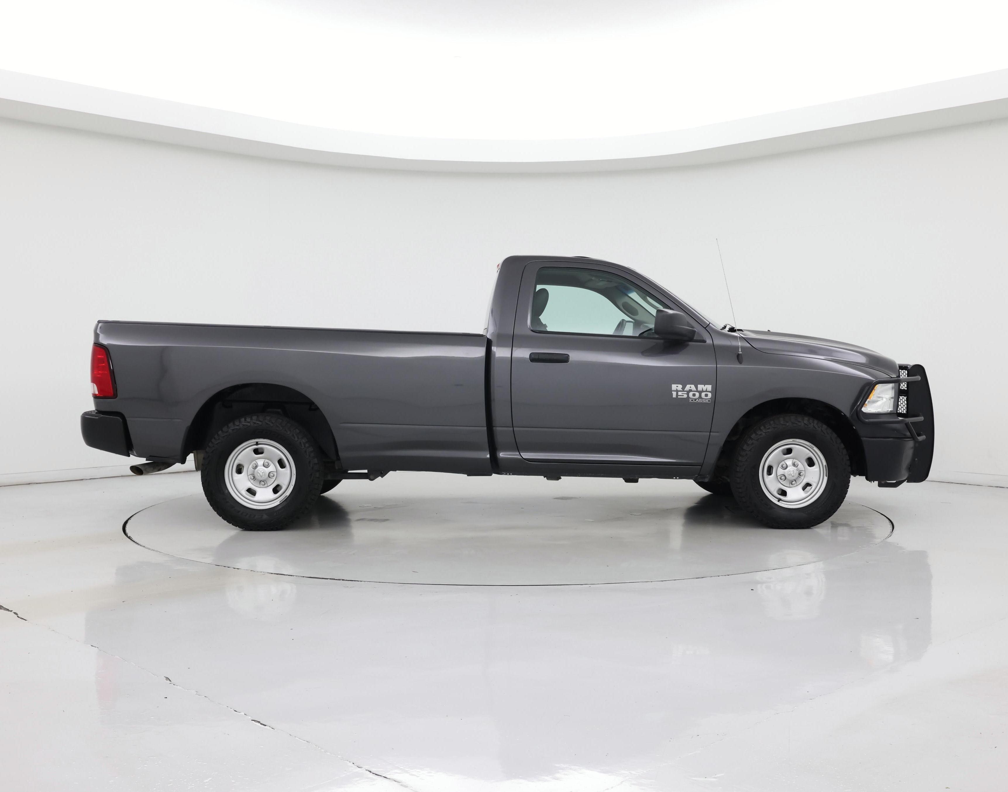 Thumbnail: 2020 RAM 1500 Classic - 7