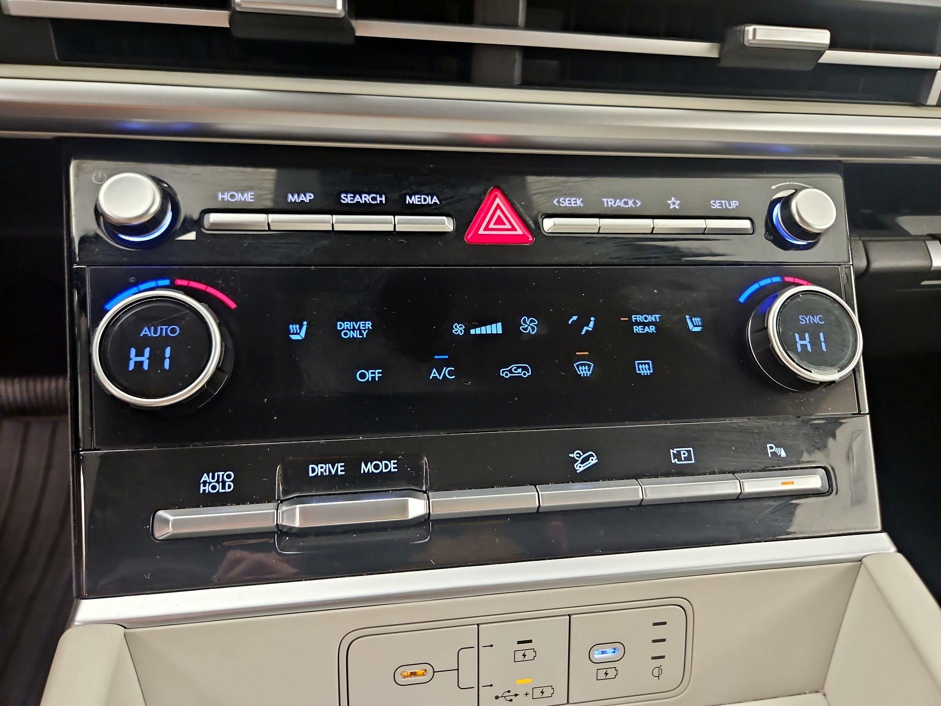 Thumbnail: 2024 Hyundai Santa Fe - 16