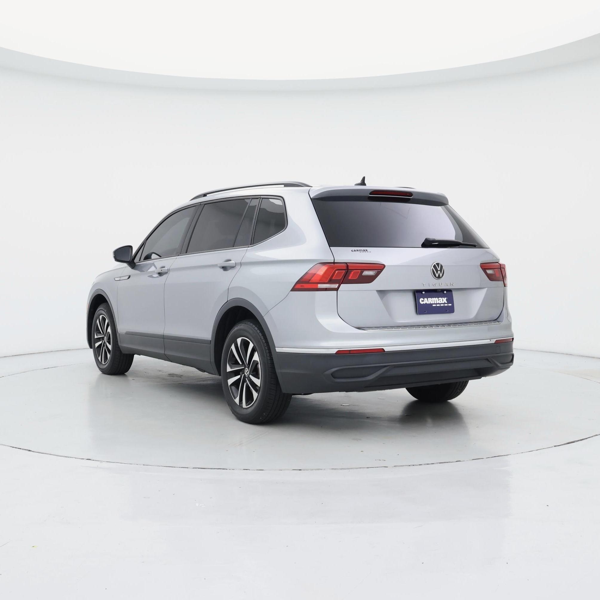 Thumbnail: 2023 Volkswagen Tiguan - 2