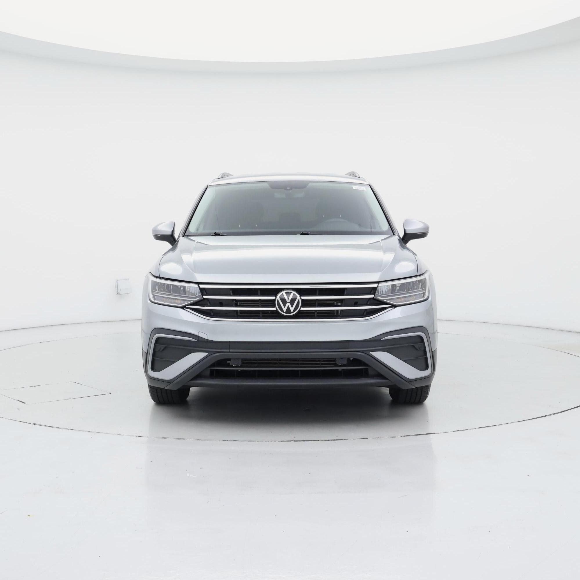 Thumbnail: 2023 Volkswagen Tiguan - 5