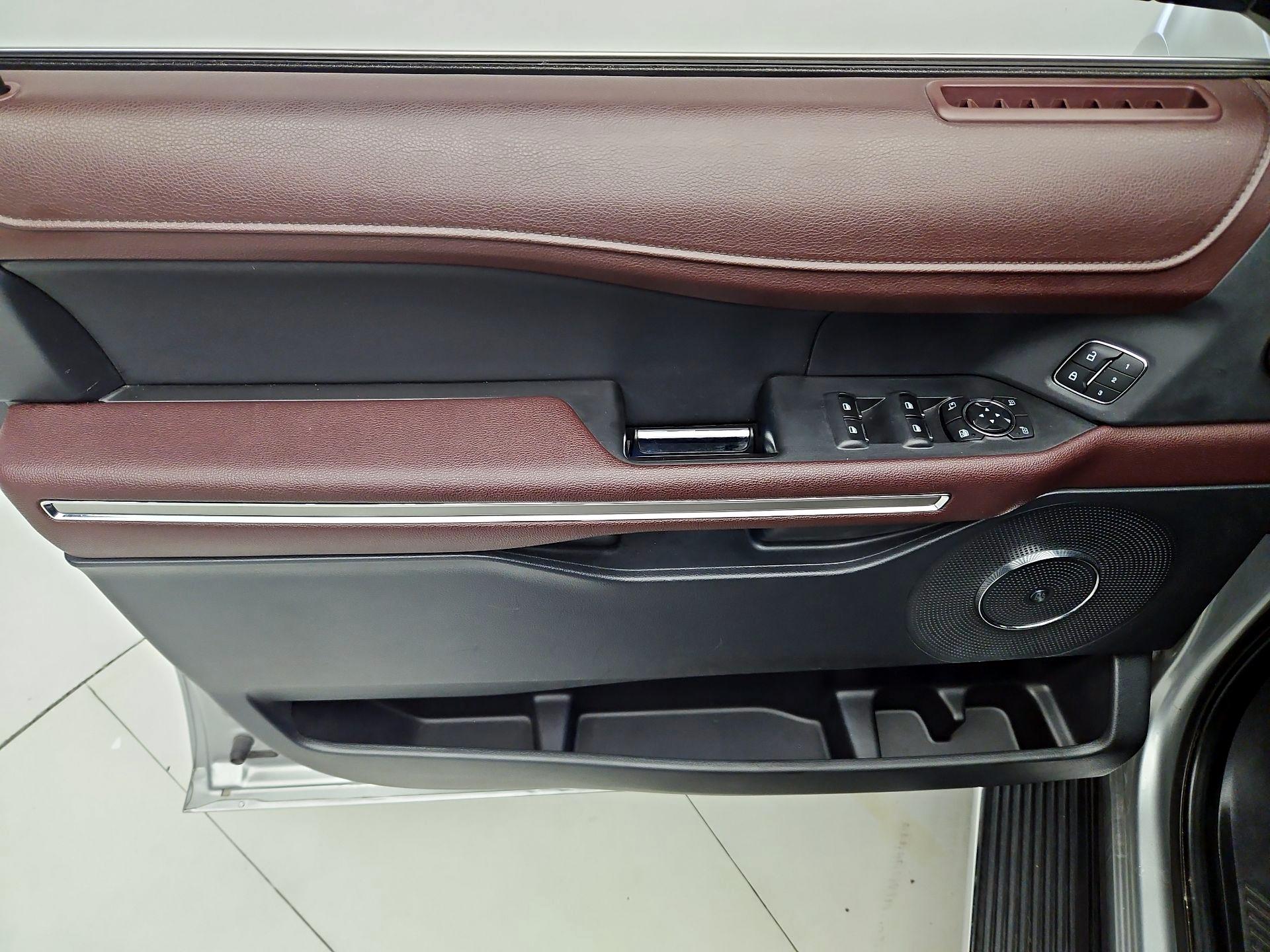 Thumbnail: 2022 Ford Expedition MAX - 12