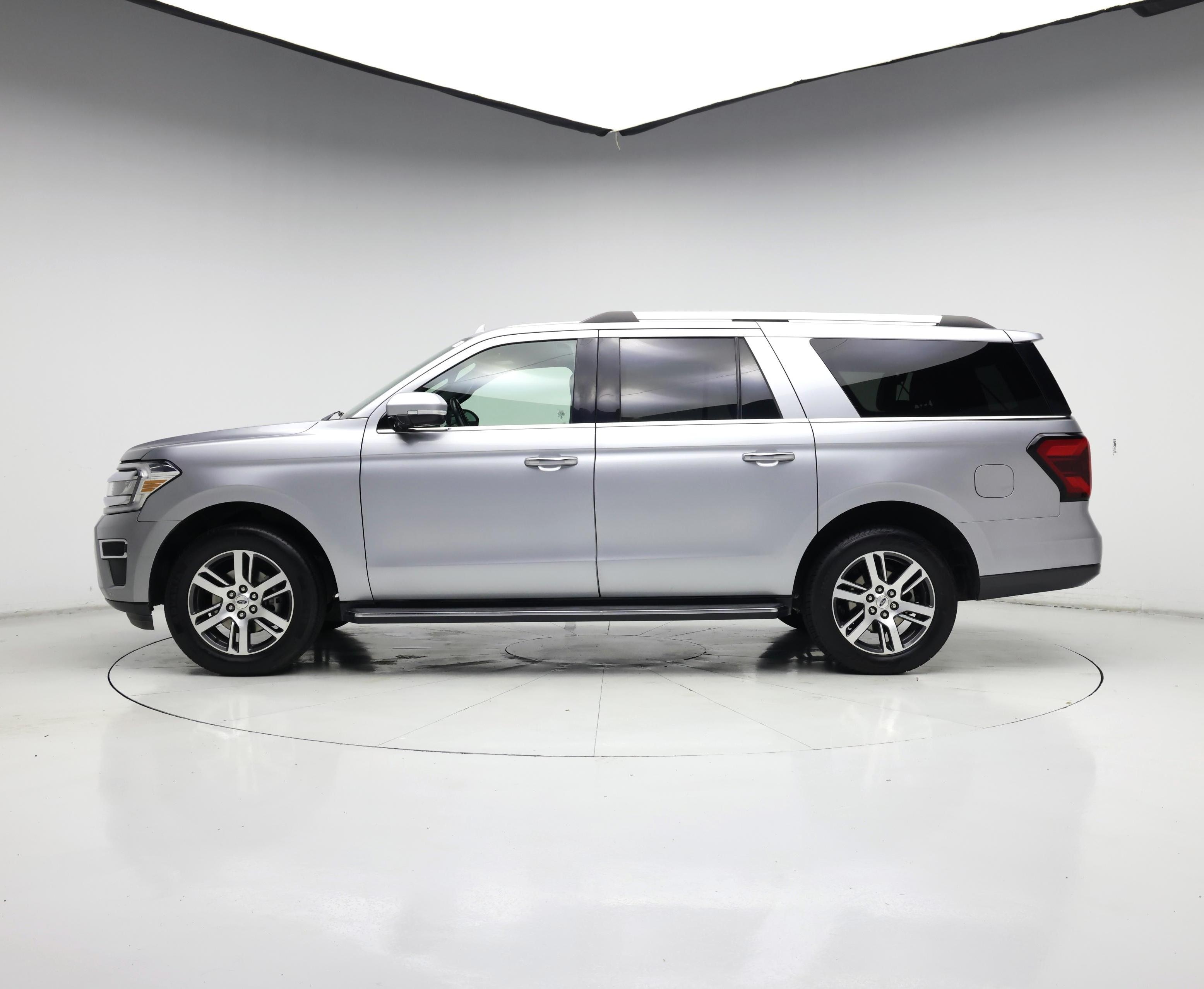 Thumbnail: 2022 Ford Expedition MAX - 3