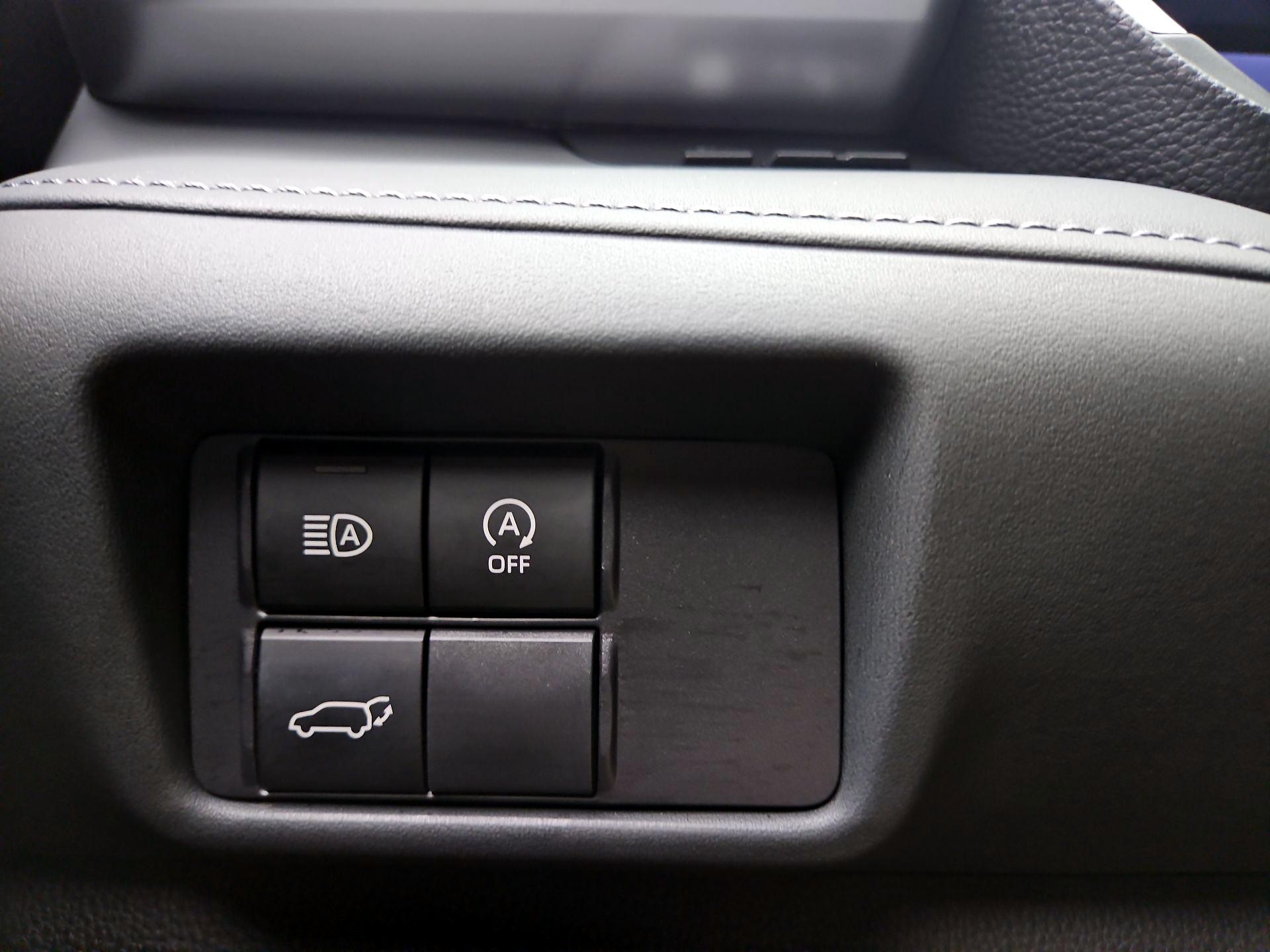 Thumbnail: 2025 Toyota Highlander - 11