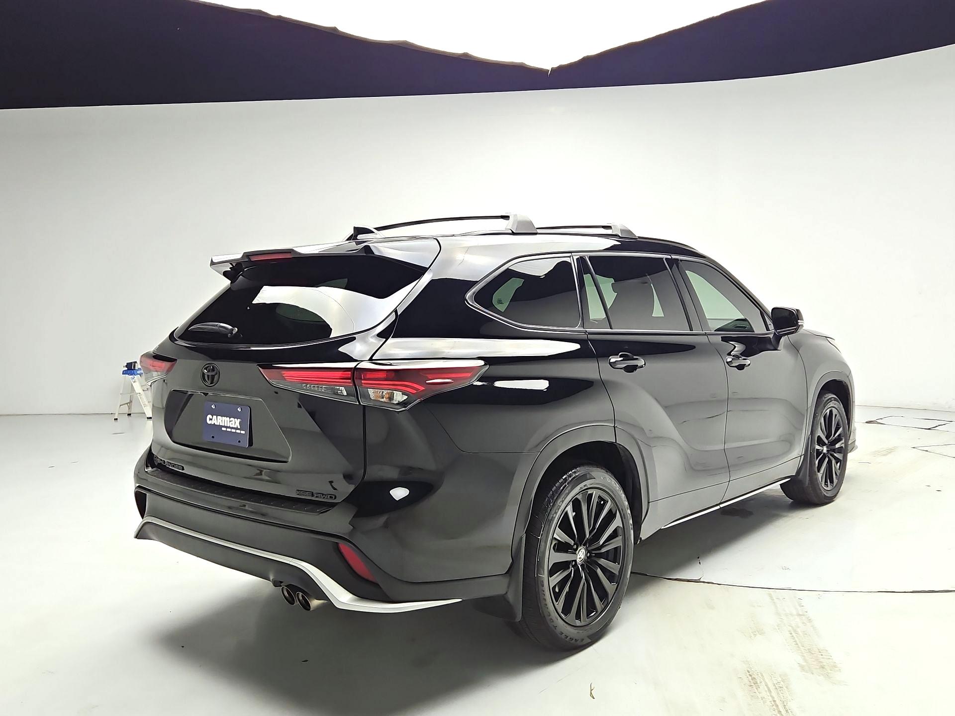 Thumbnail: 2025 Toyota Highlander - 5