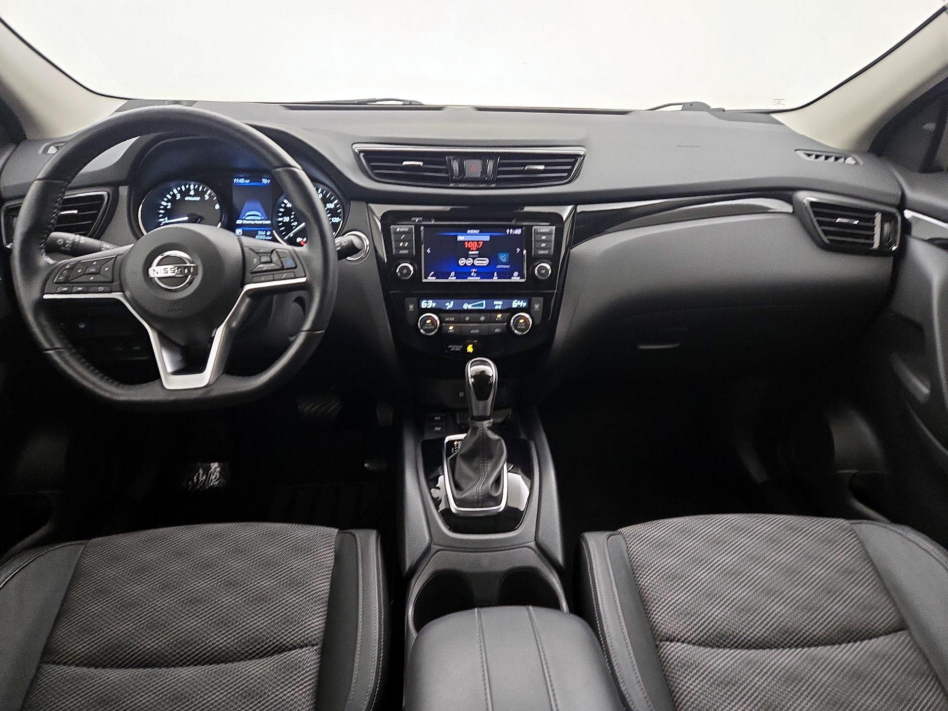 Thumbnail: 2021 Nissan Rogue Sport - 9