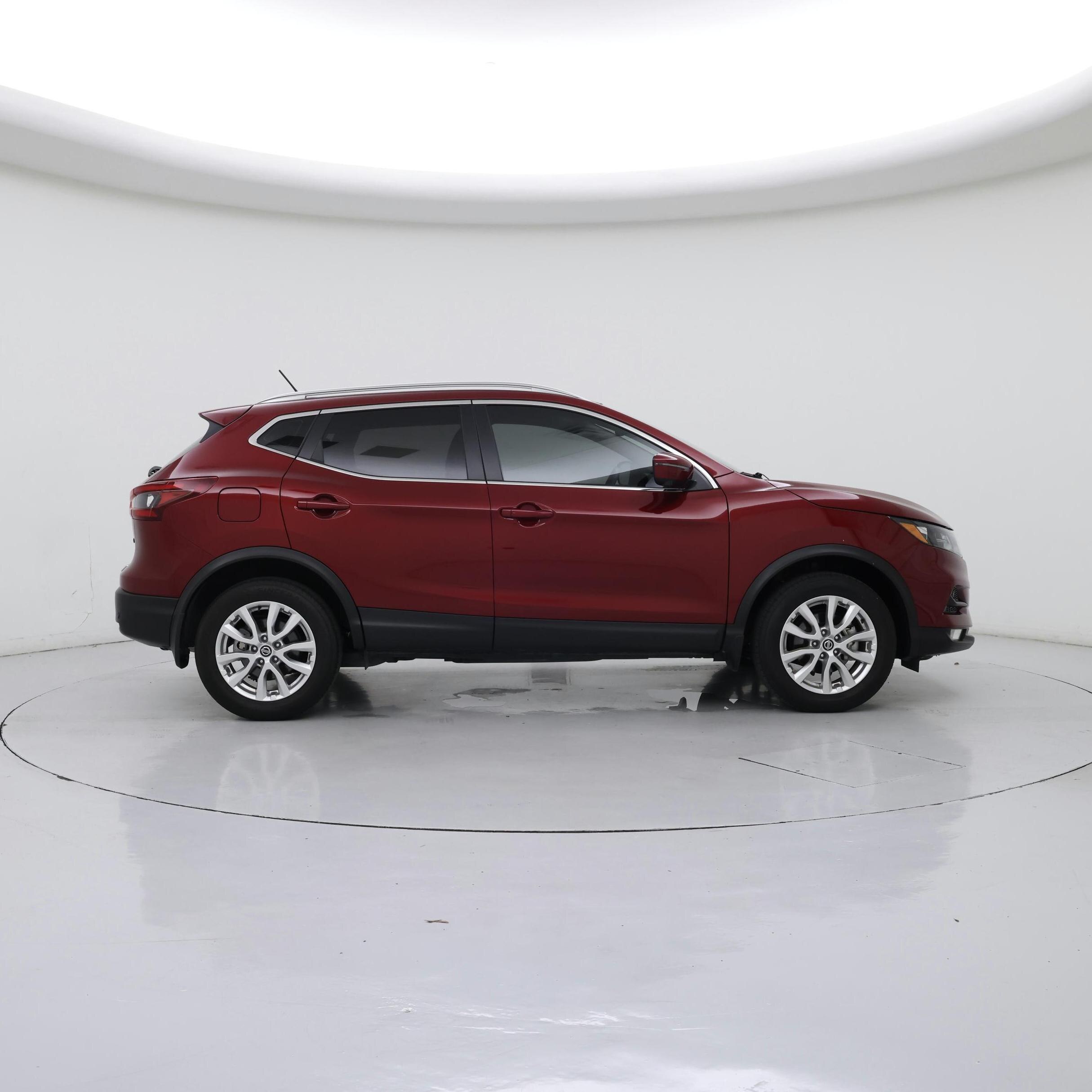 Thumbnail: 2021 Nissan Rogue Sport - 7