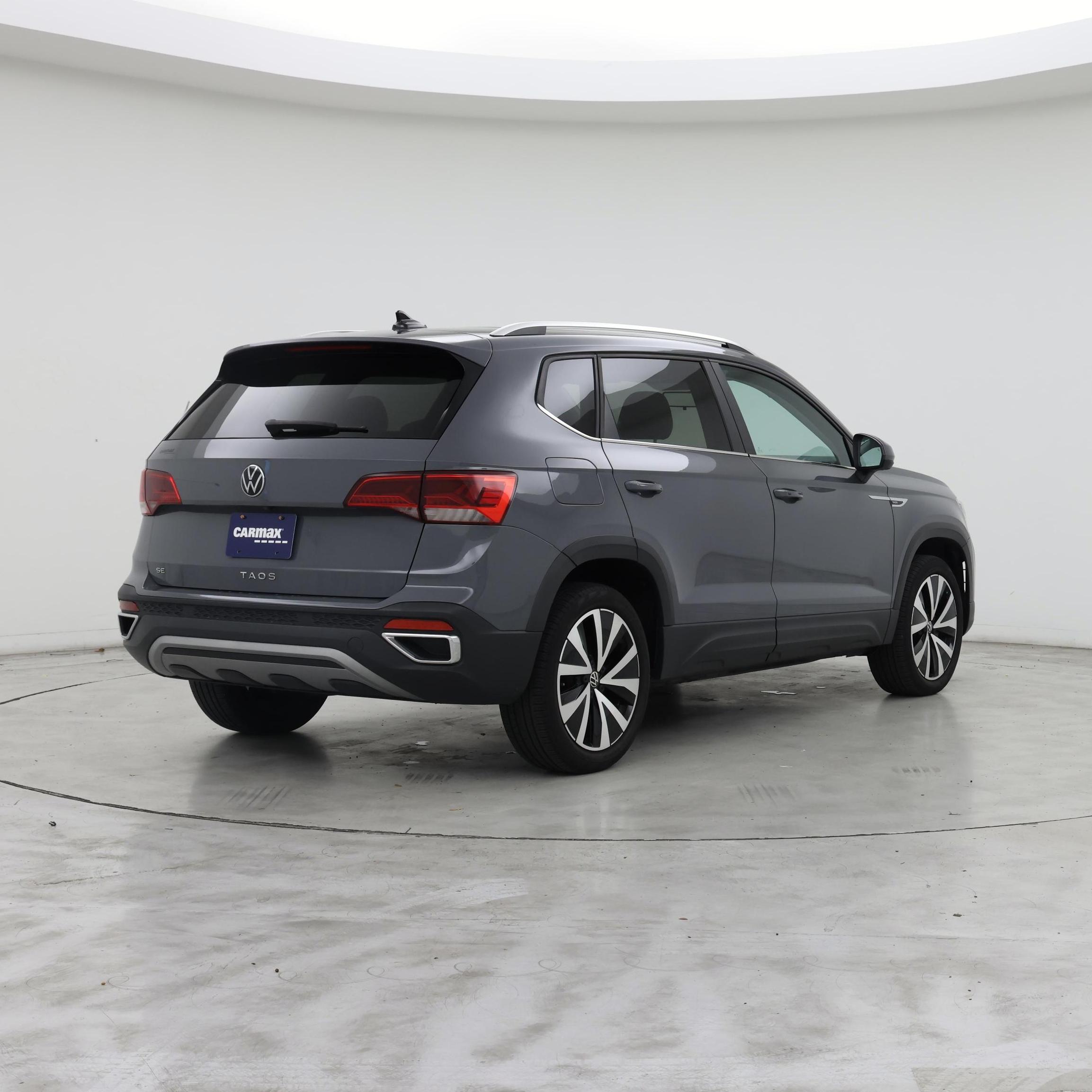 Thumbnail: 2022 Volkswagen Taos - 8