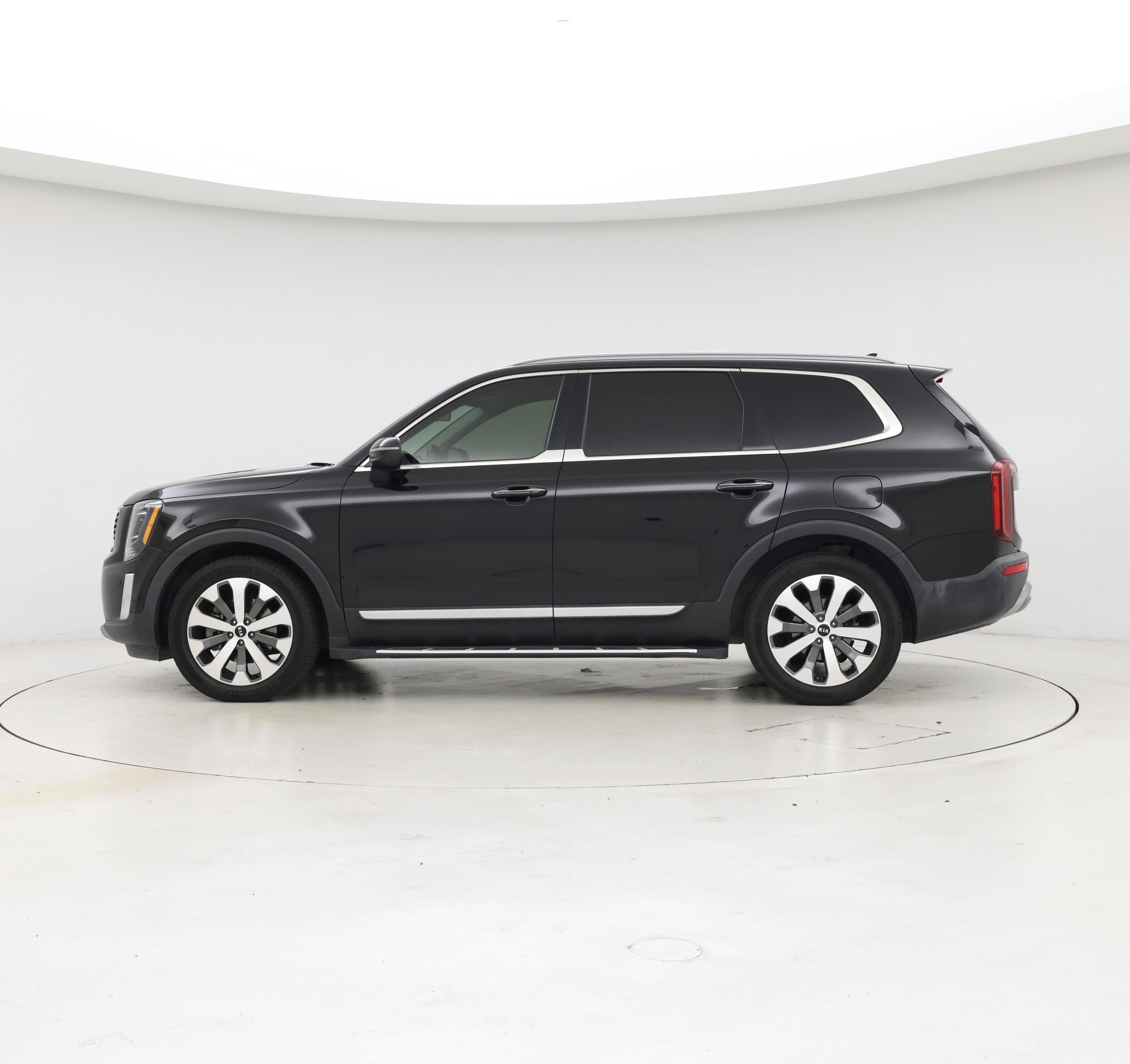 Thumbnail: 2021 Kia Telluride - 3
