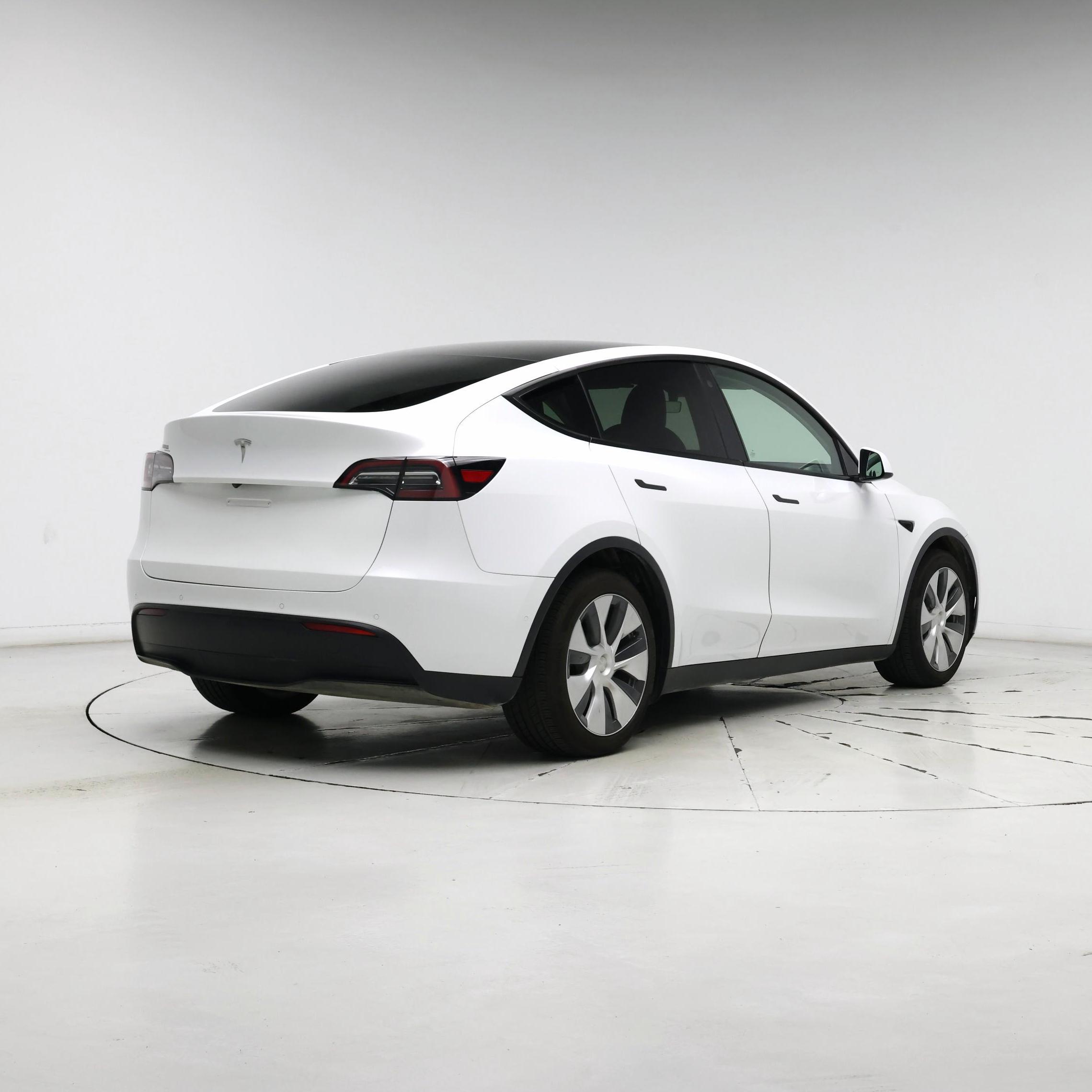Thumbnail: 2022 Tesla Model Y - 8