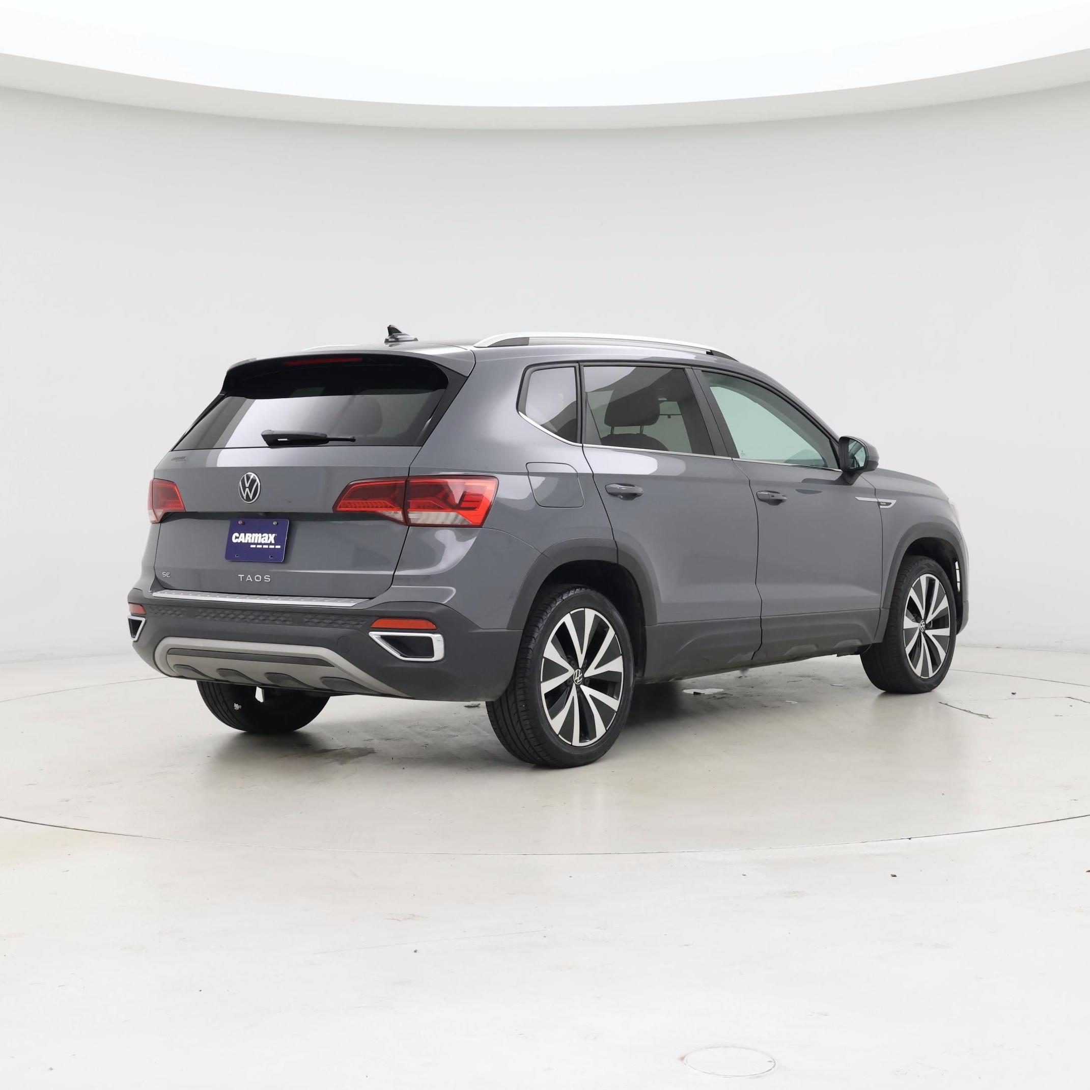 Thumbnail: 2022 Volkswagen Taos - 8