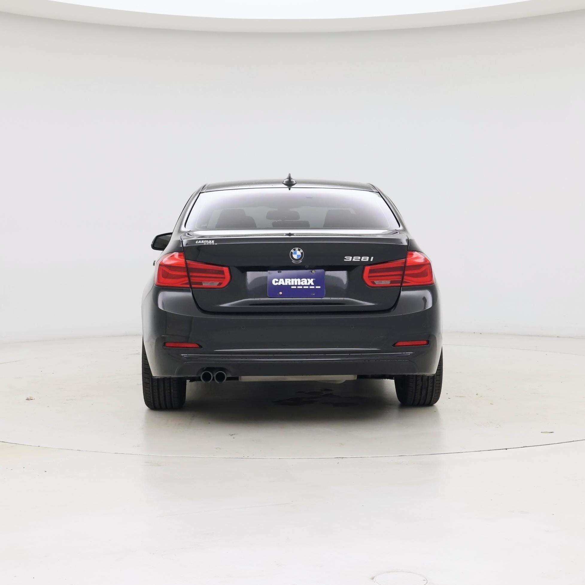 Thumbnail: 2016 BMW 3 Series - 6