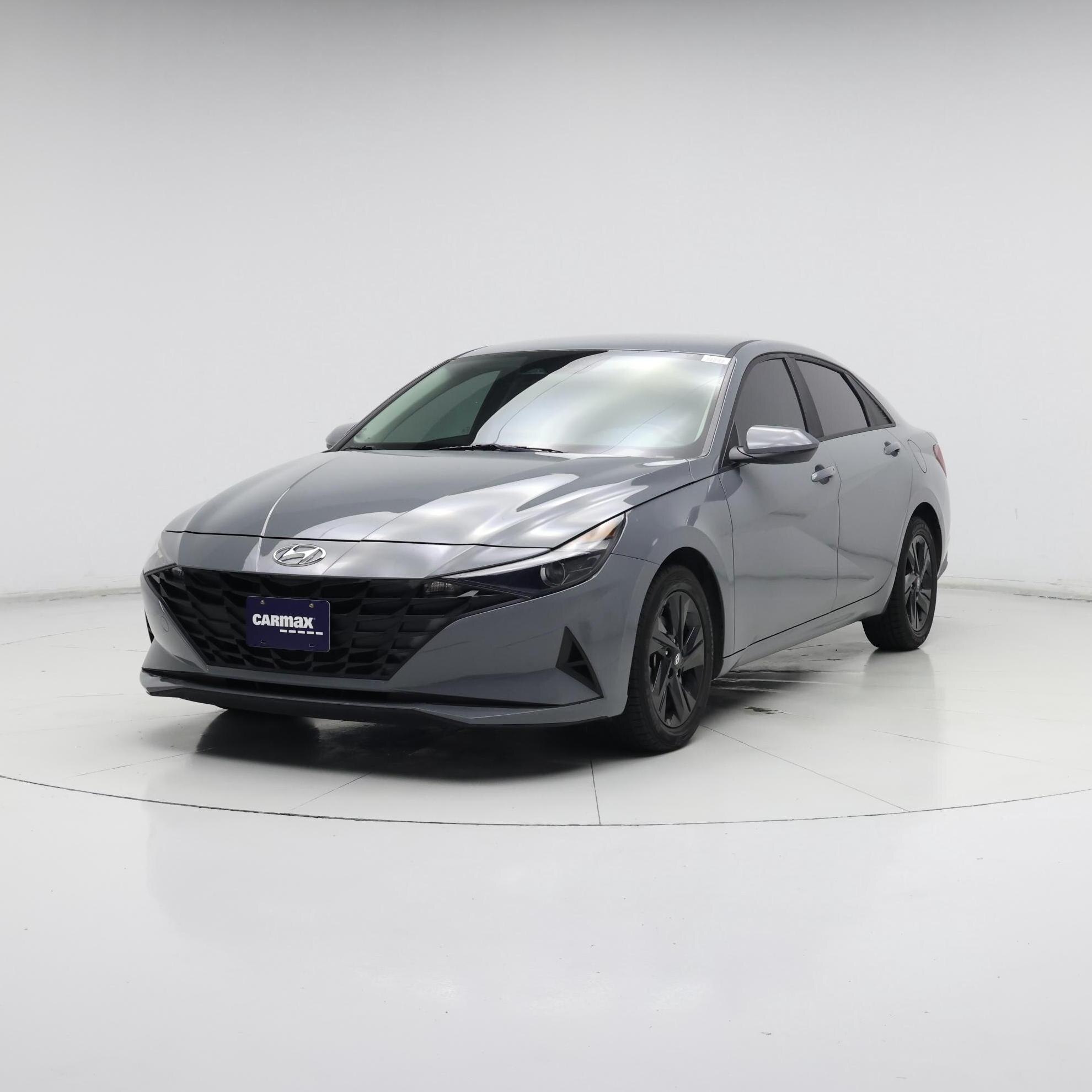 Thumbnail: 2022 Hyundai Elantra - 4