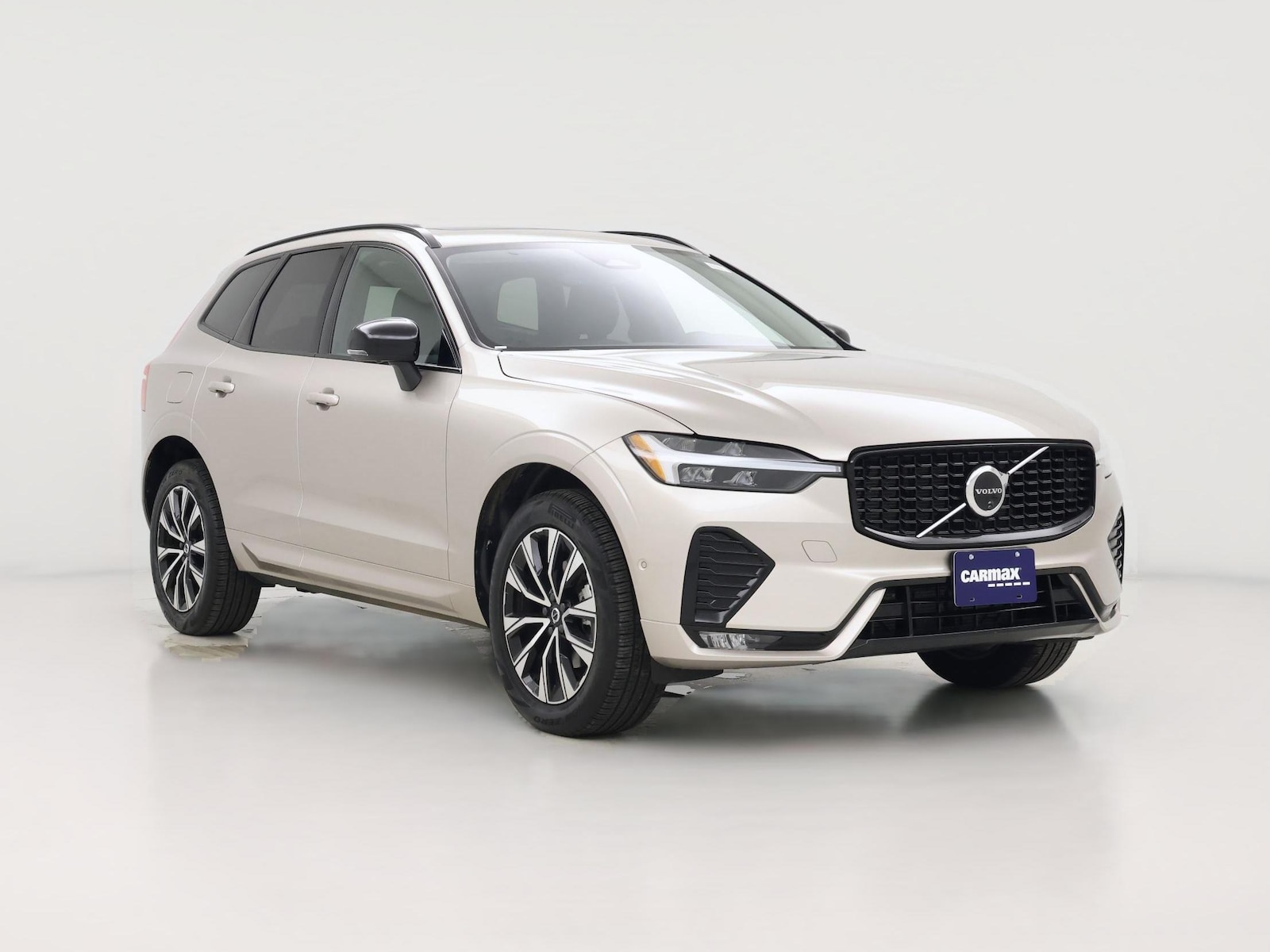2025 Volvo XC60 Plus