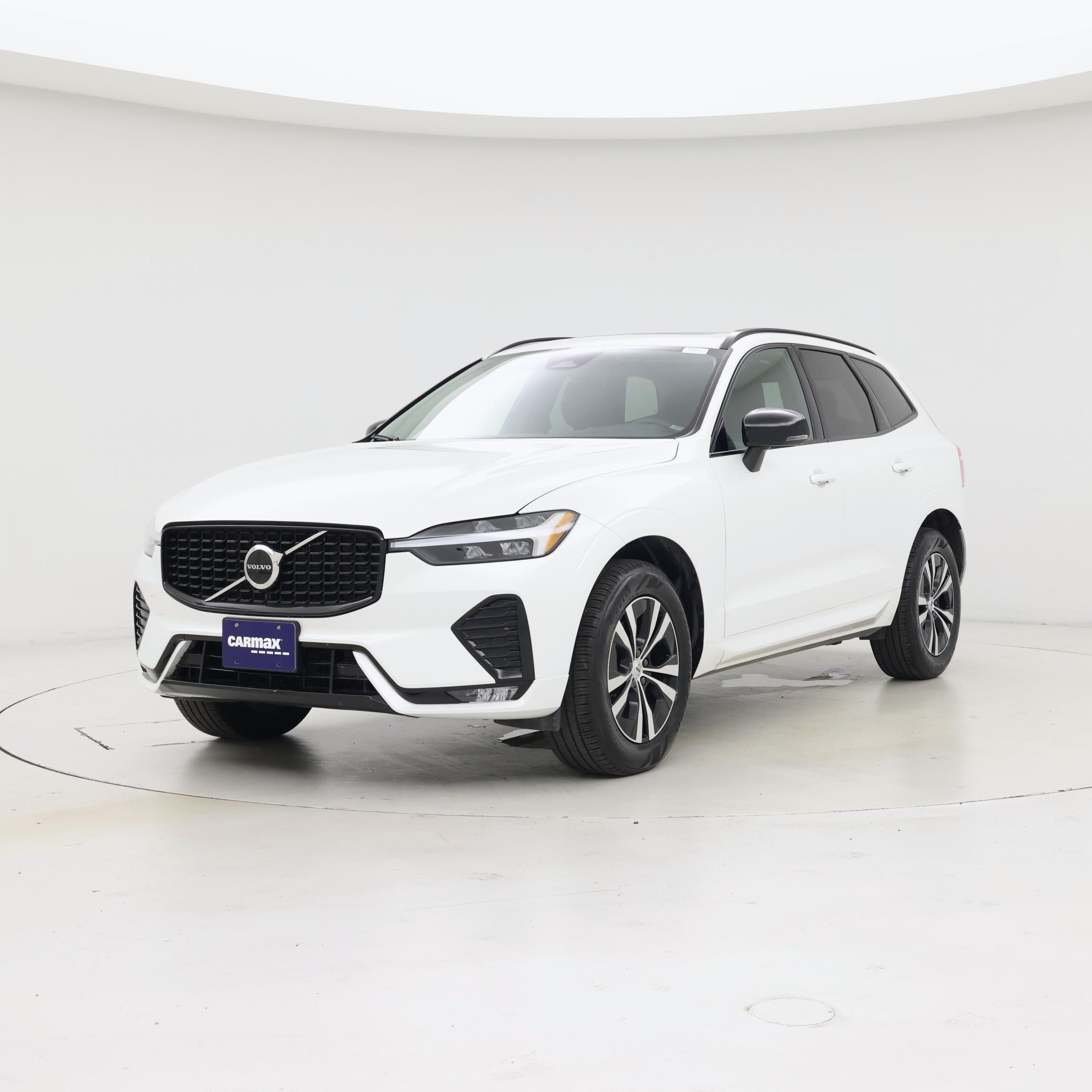 Thumbnail: 2025 Volvo XC60 - 4