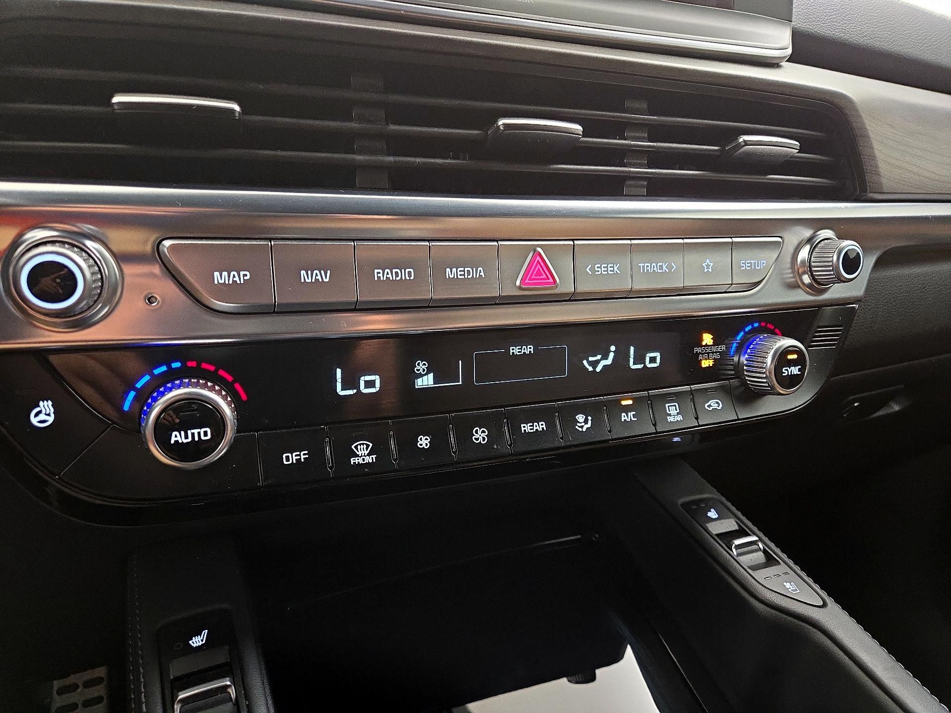 Thumbnail: 2022 Kia Telluride - 15