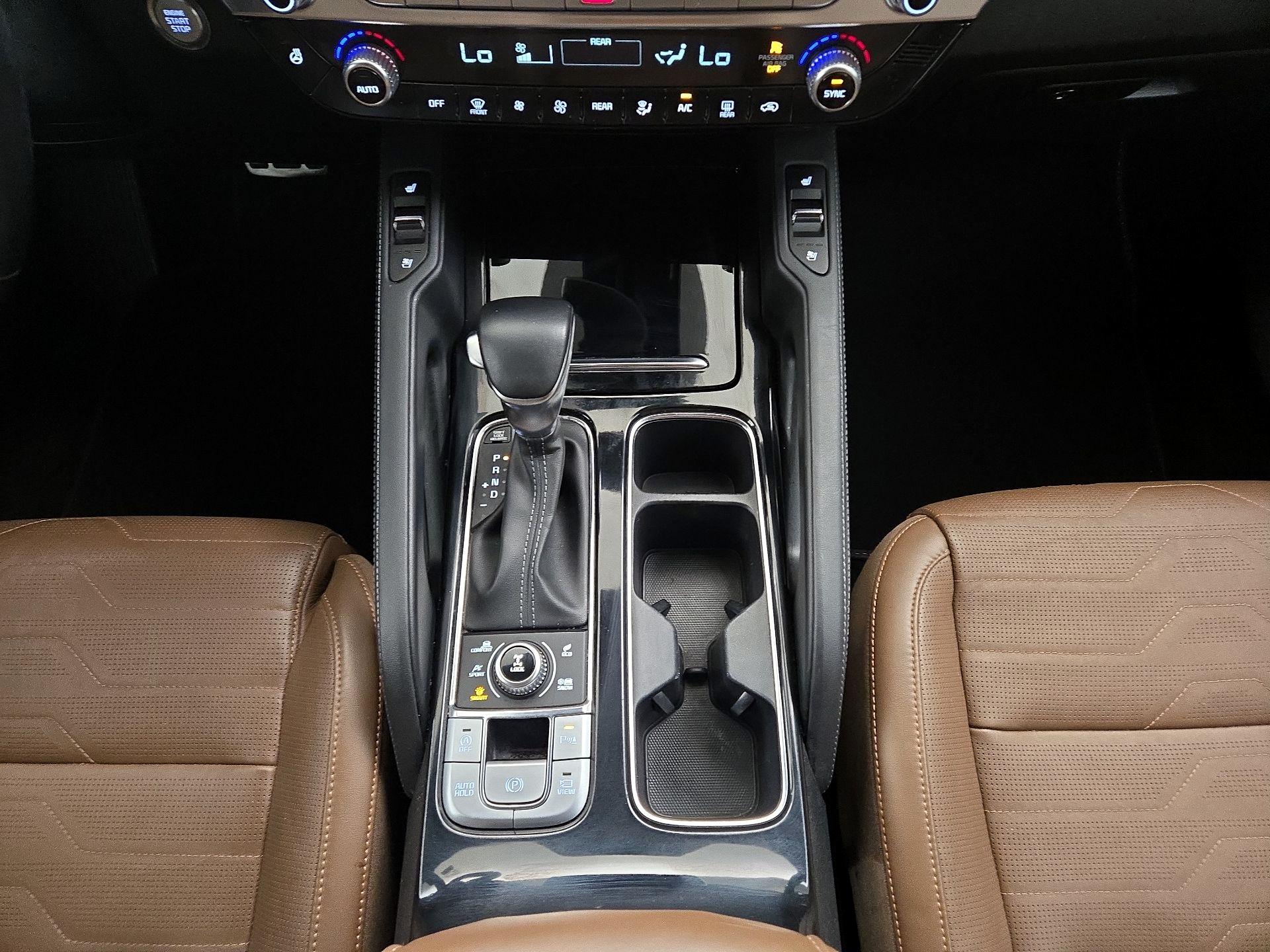 Thumbnail: 2022 Kia Telluride - 16