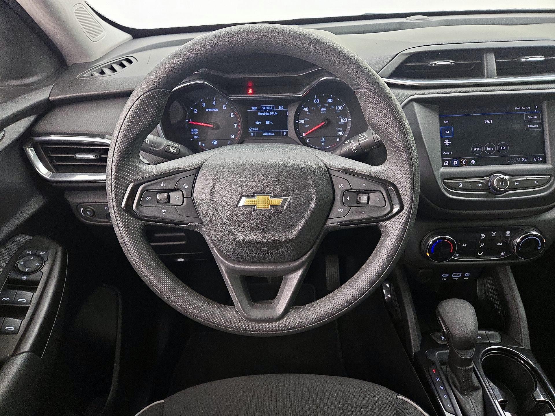 Thumbnail: 2022 Chevrolet TrailBlazer - 10