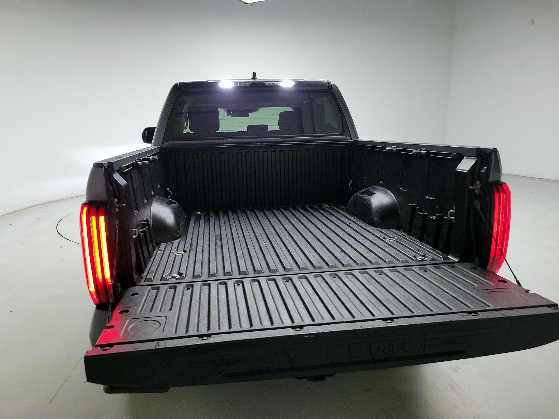 Thumbnail: 2023 Toyota Tundra - 17
