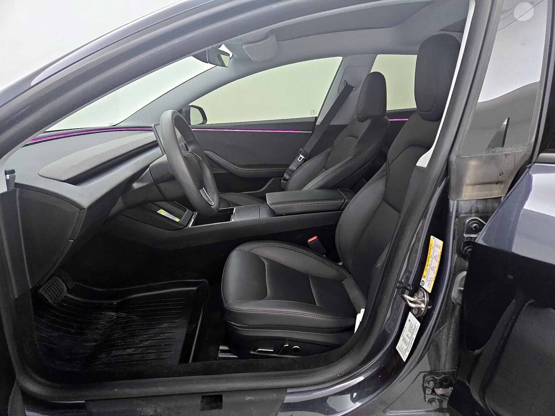 Thumbnail: 2024 Tesla Model 3 - 11