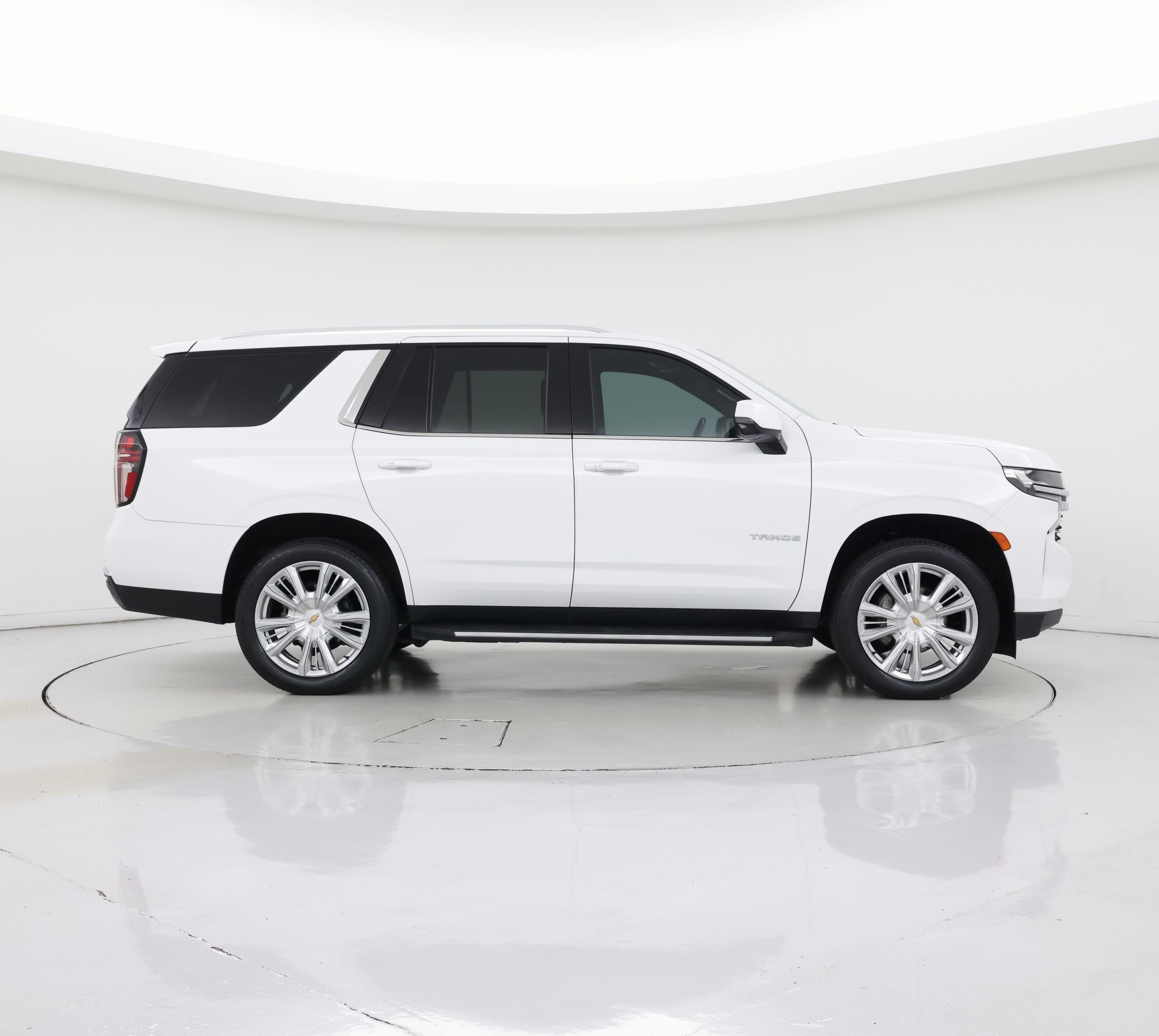 Thumbnail: 2022 Chevrolet Tahoe - 7