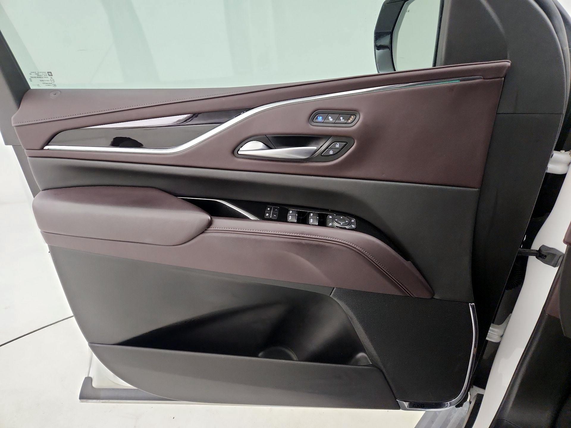 Thumbnail: 2023 Cadillac Escalade - 12