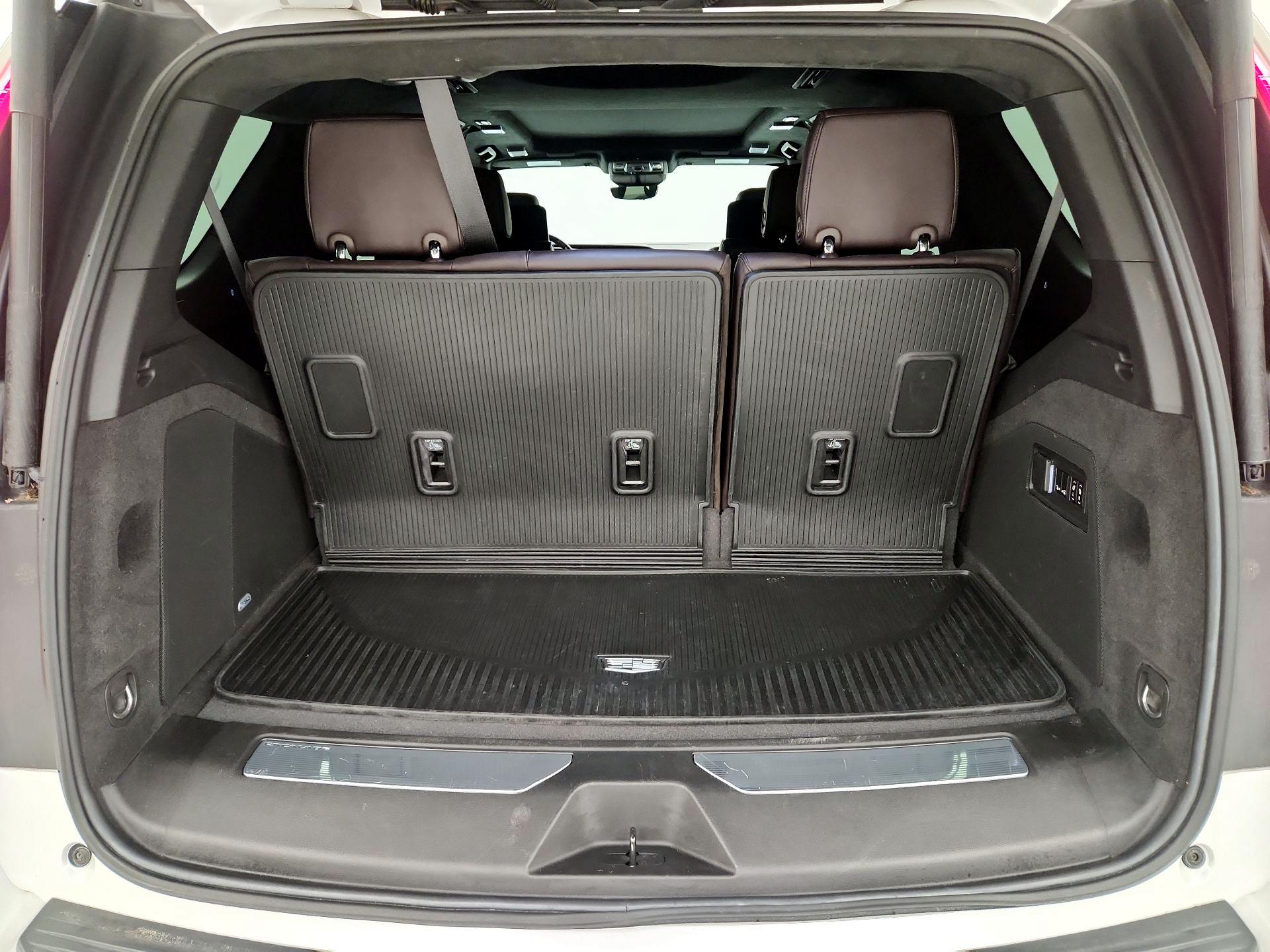 Thumbnail: 2023 Cadillac Escalade - 20