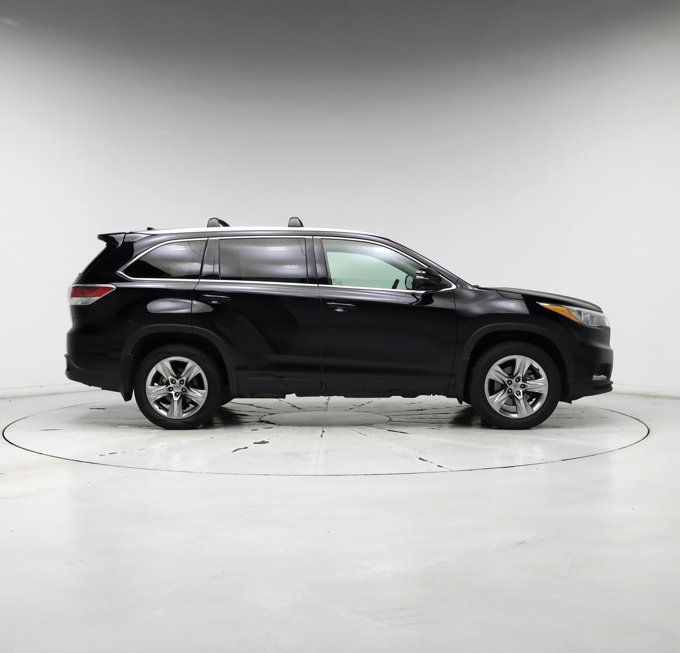 Thumbnail: 2015 Toyota Highlander - 7