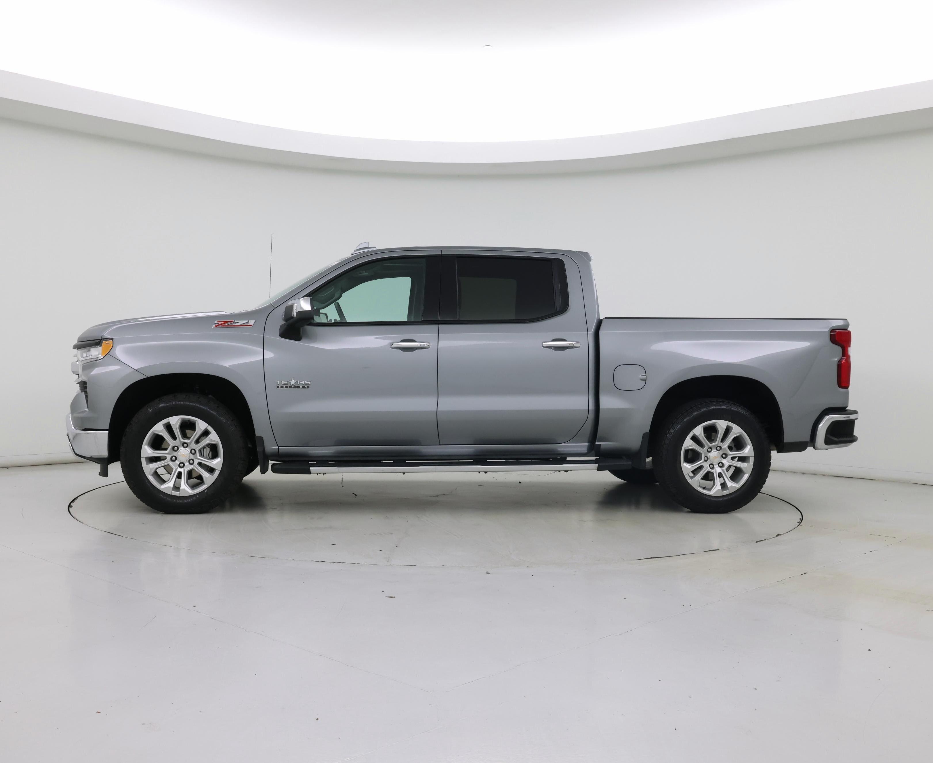 Thumbnail: 2024 Chevrolet Silverado 1500 - 3